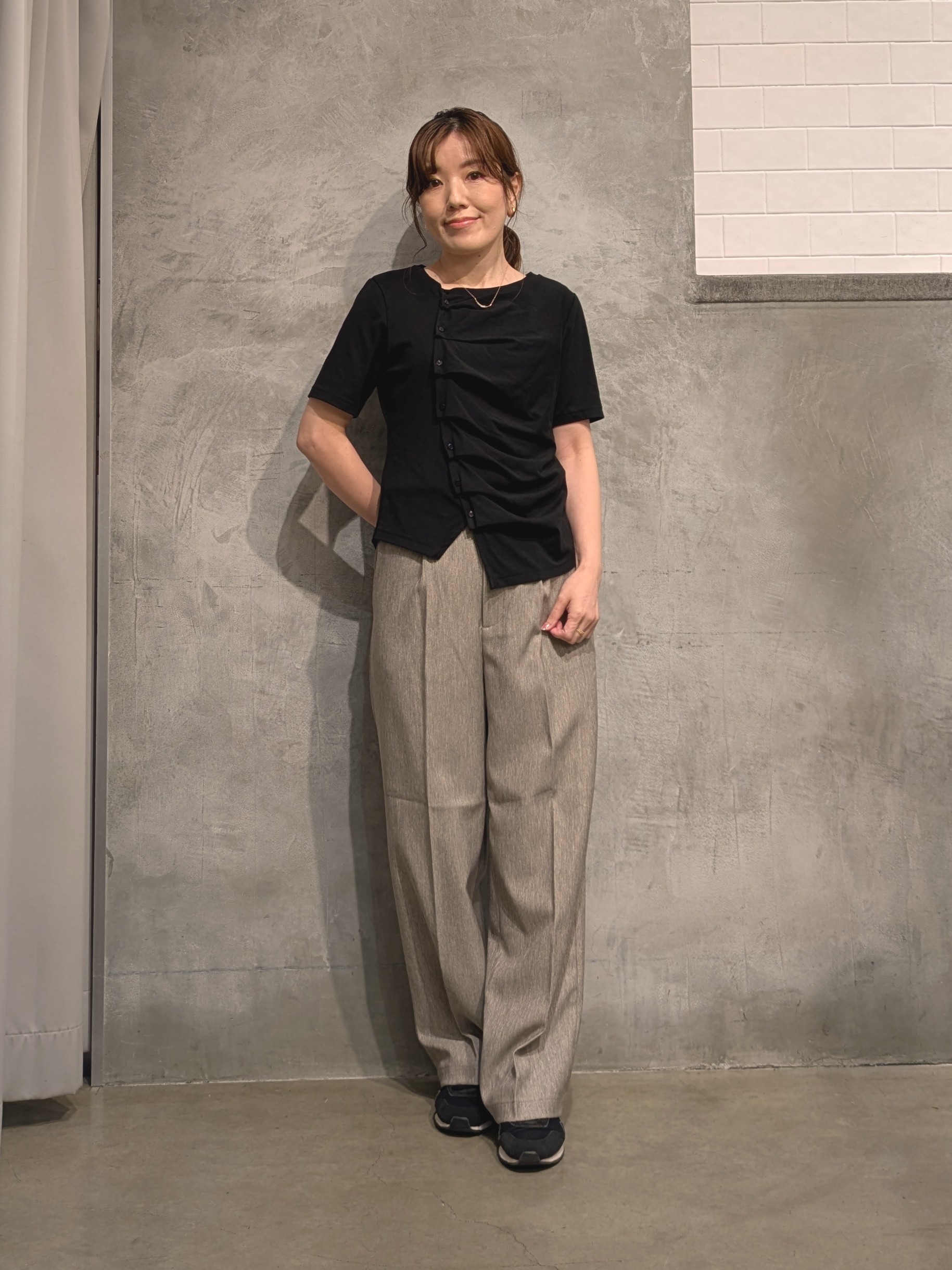  E.Yさんの「THE SHOP TK｜フロントタックカットソー」を使ったコーディネート