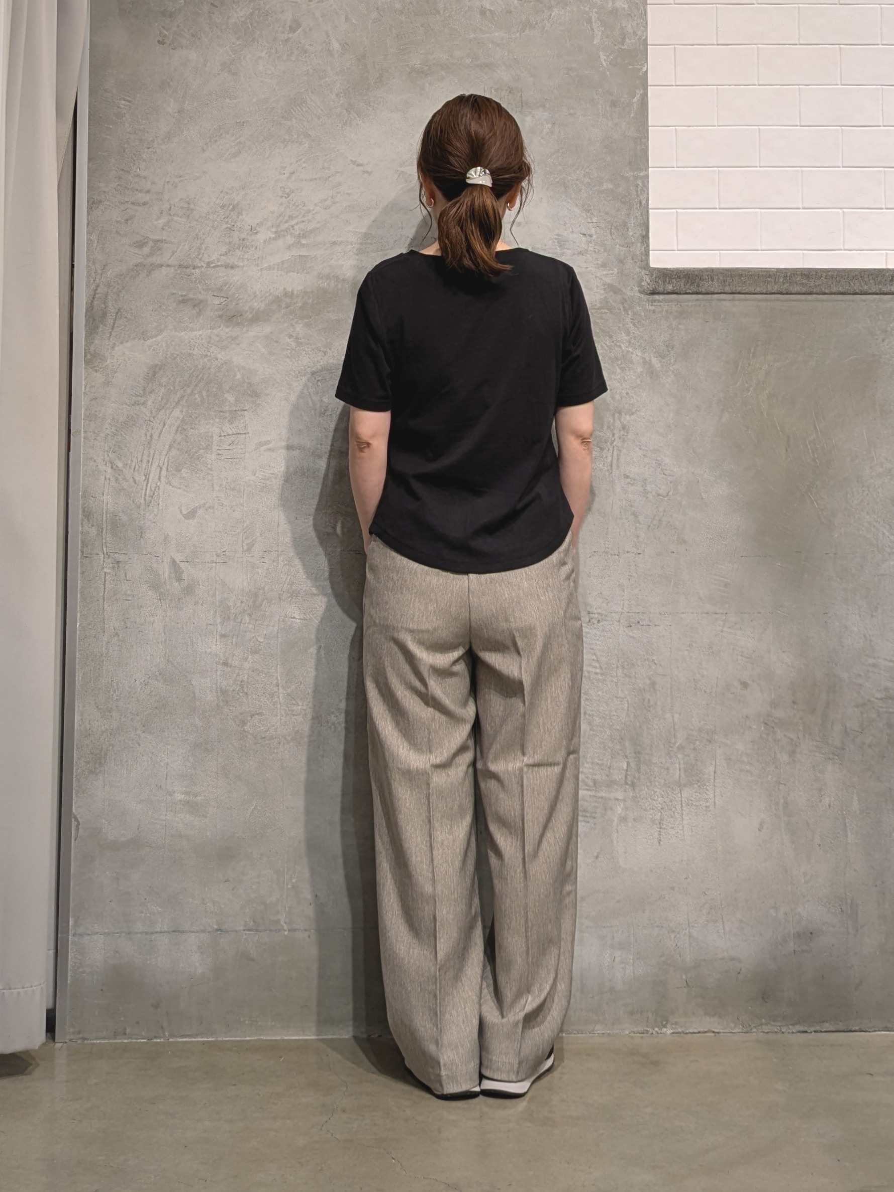  E.Yさんの「THE SHOP TK｜フロントタックカットソー」を使ったコーディネート
