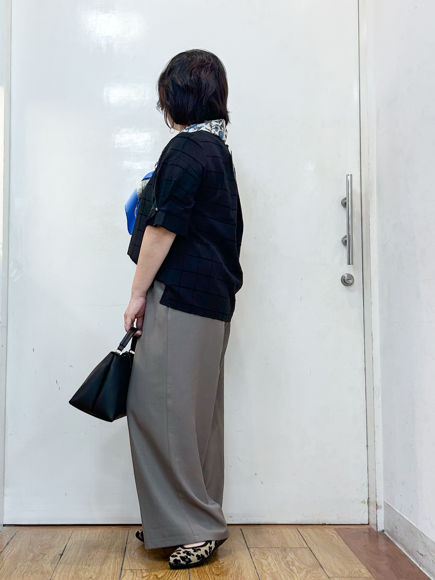haruさんの「SHOO･LA･RUE｜【セットアップ可/S-LL】1枚で秋気分 モールチェックタックスリーブ ブラウス」を使ったコーディネート