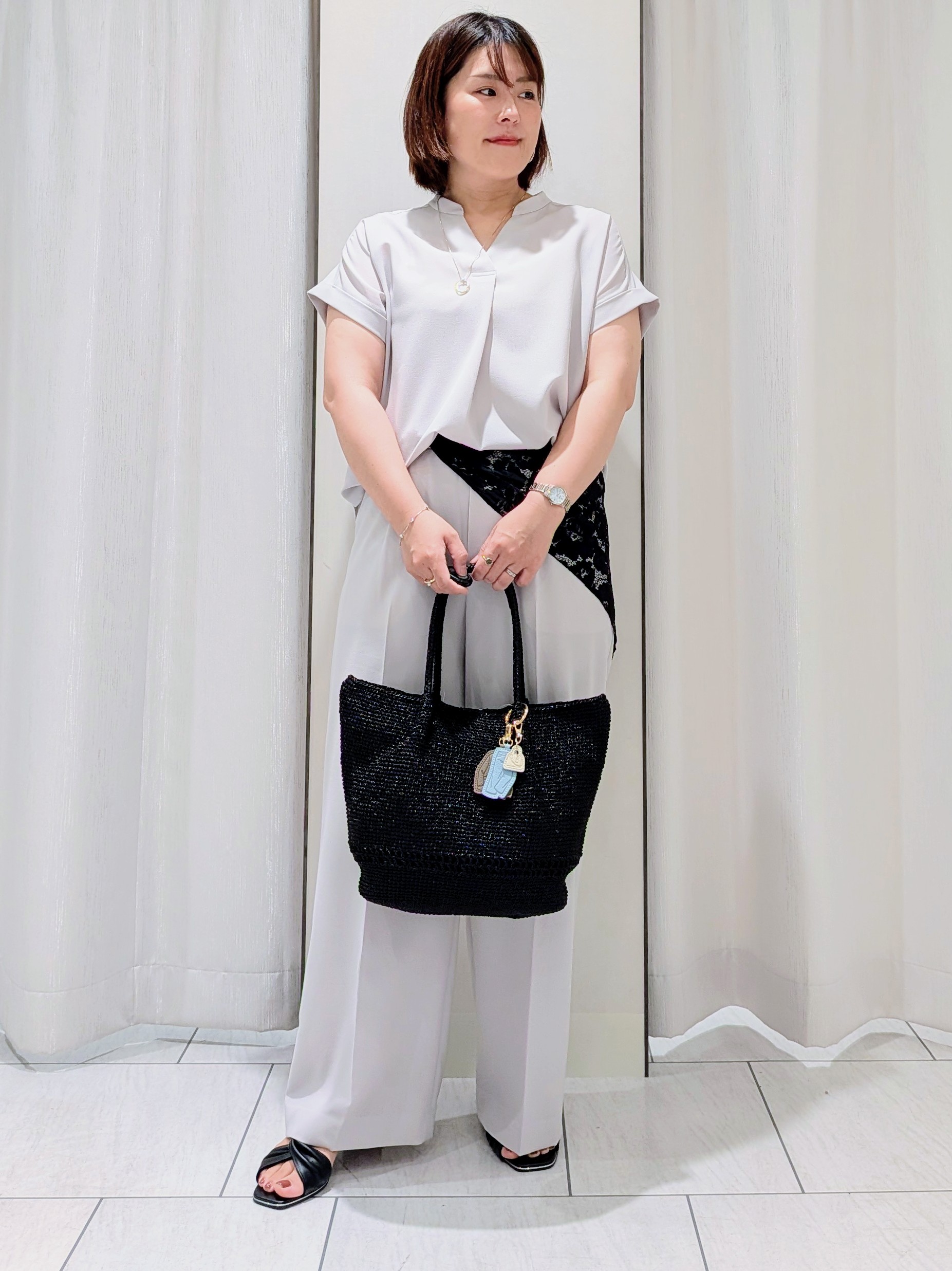 Onumaさんの「UNTITLED｜【残暑も快適/セットアップ可/接触冷感】エアリークールブラウス」を使ったコーディネート