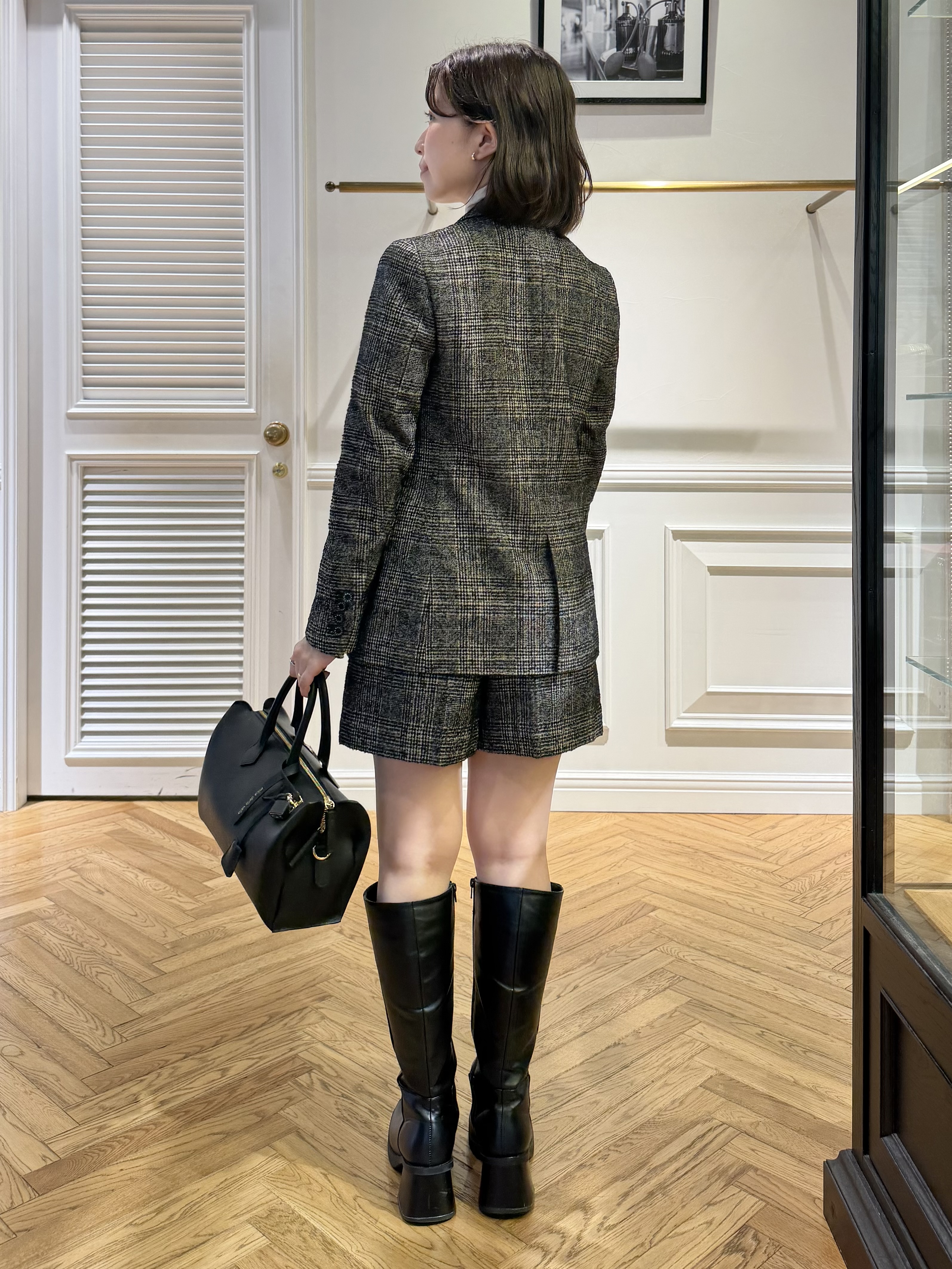 つじ まこさんの「DRESSTERIOR｜【セットアップ可能】ループグレンチェックダブルジャケット」を使ったコーディネート
