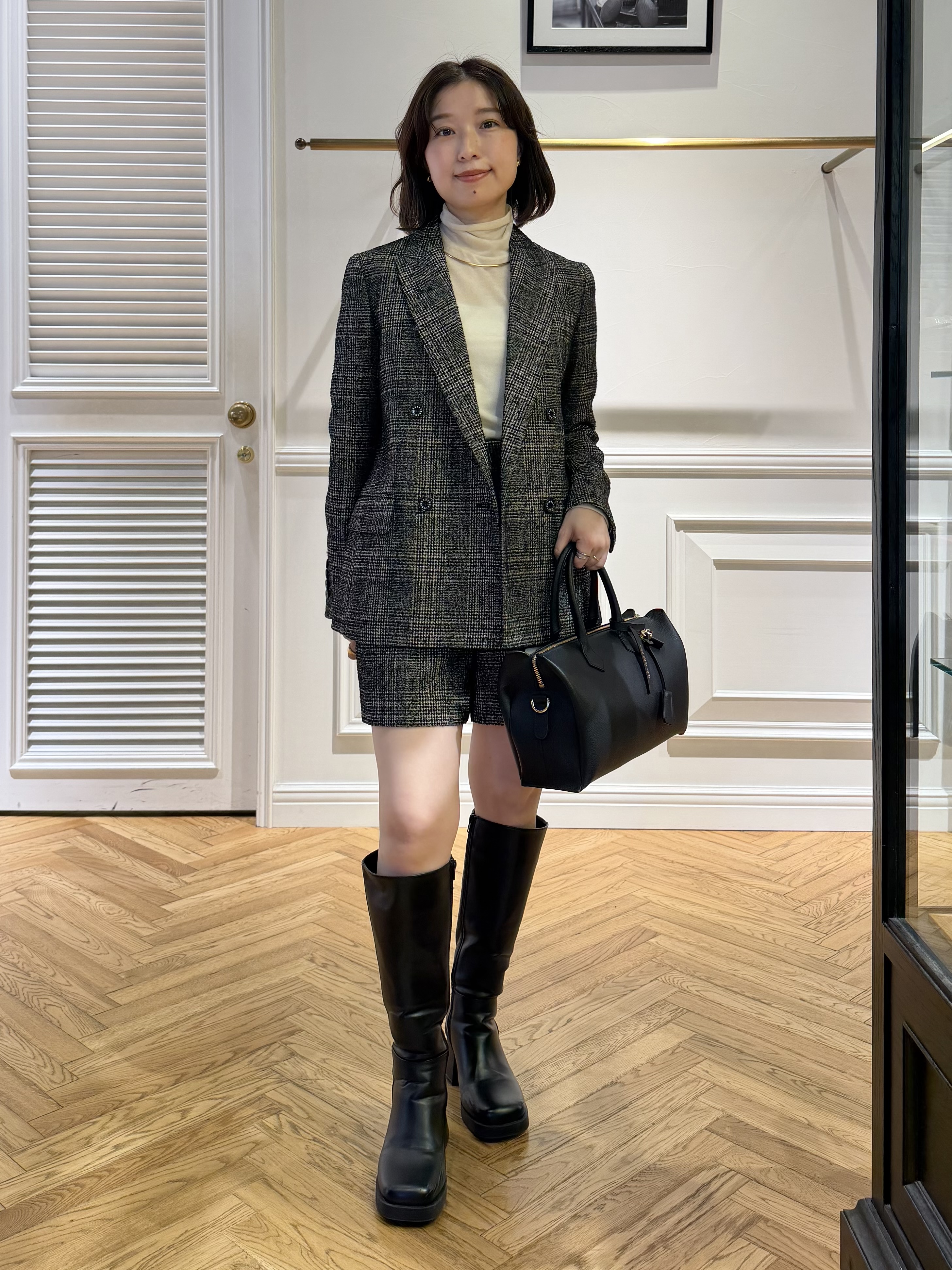 つじ まこさんの「DRESSTERIOR｜【セットアップ可能】ループグレンチェックダブルジャケット」を使ったコーディネート