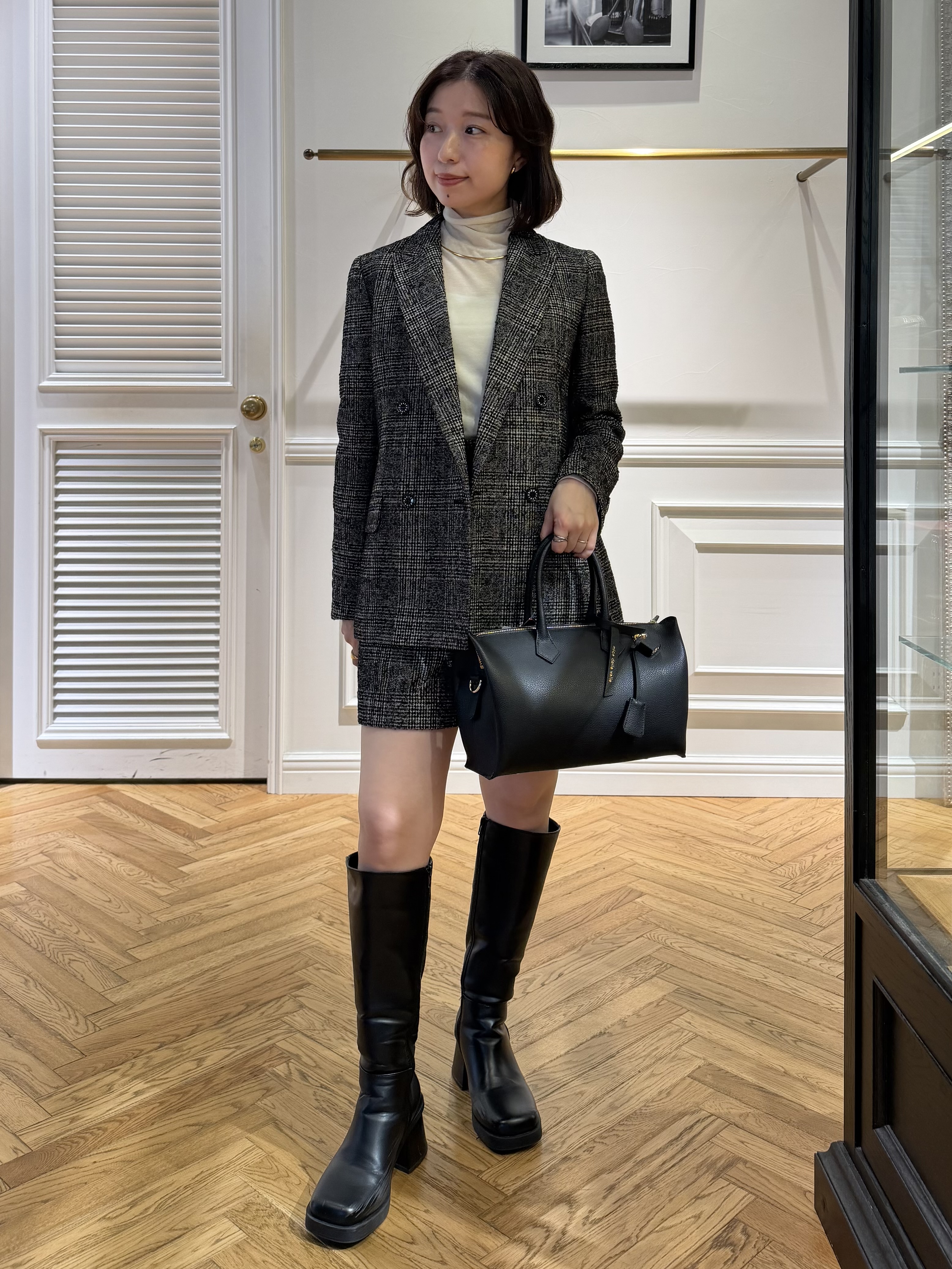 つじ まこさんの「DRESSTERIOR｜【セットアップ可能】ループグレンチェックダブルジャケット」を使ったコーディネート