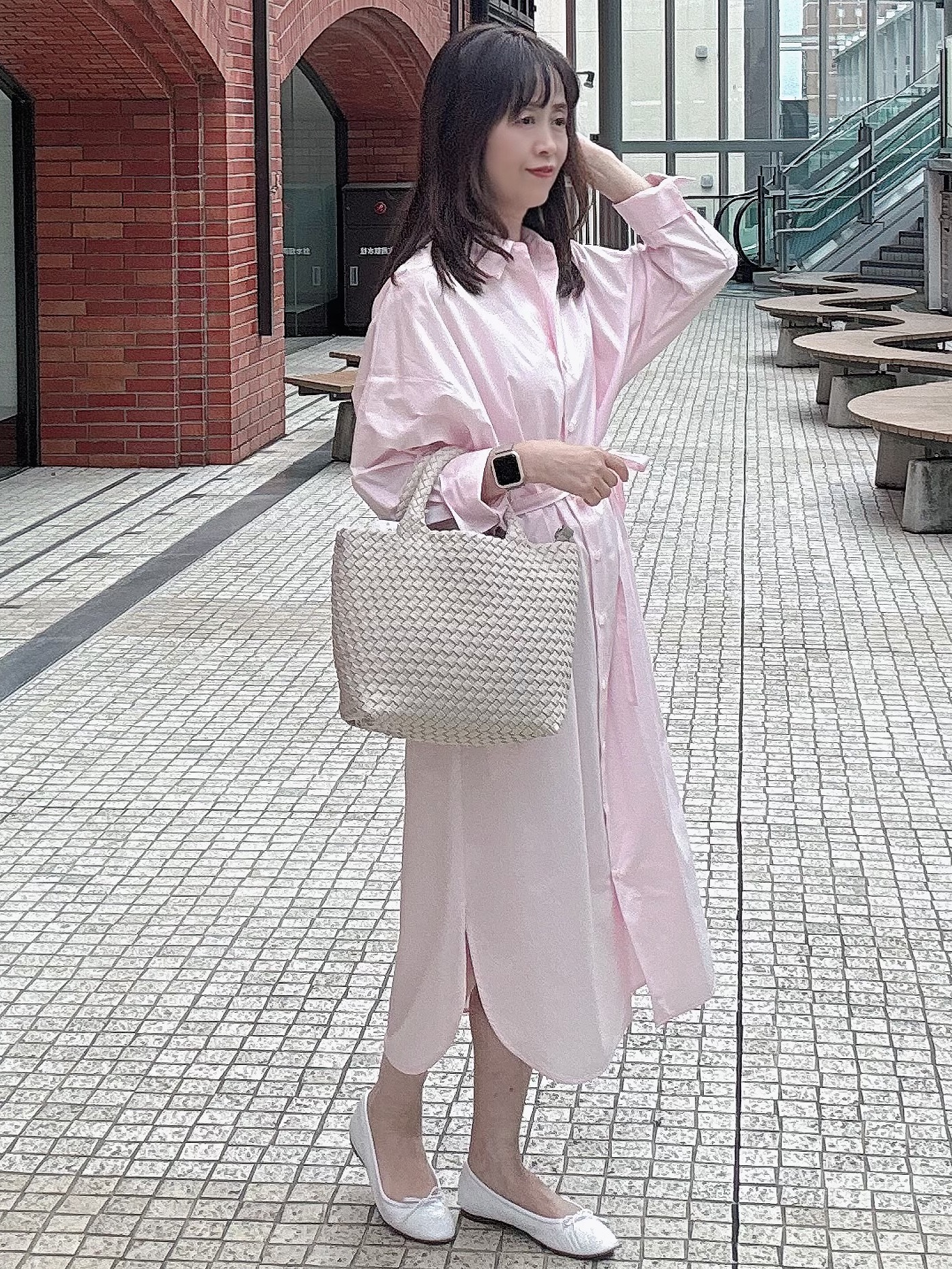 makiさんの「UNTITLED｜ロングシャツワンピース」を使ったコーディネート
