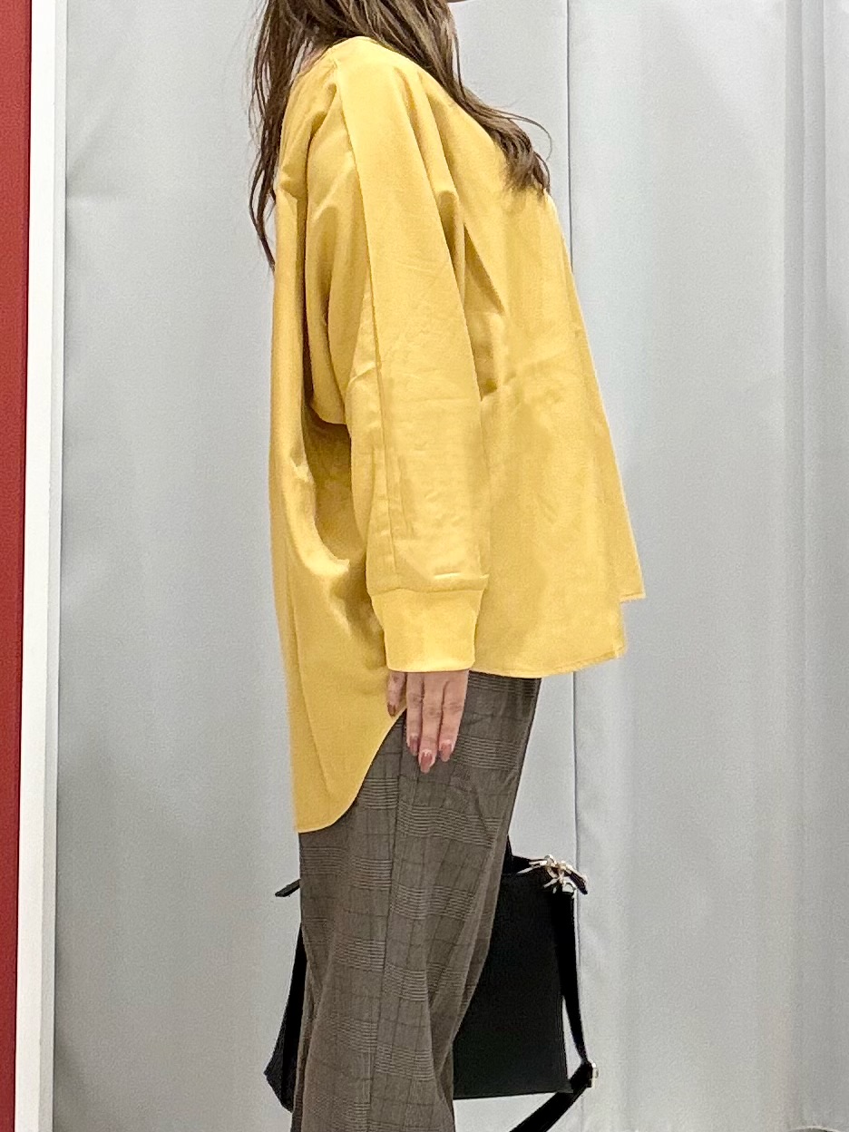 shioさんの「SHOO･LA･RUE｜【着丈選べる/洗濯後しわになりにくい】インせず着られる ドルマンブラウス」を使ったコーディネート