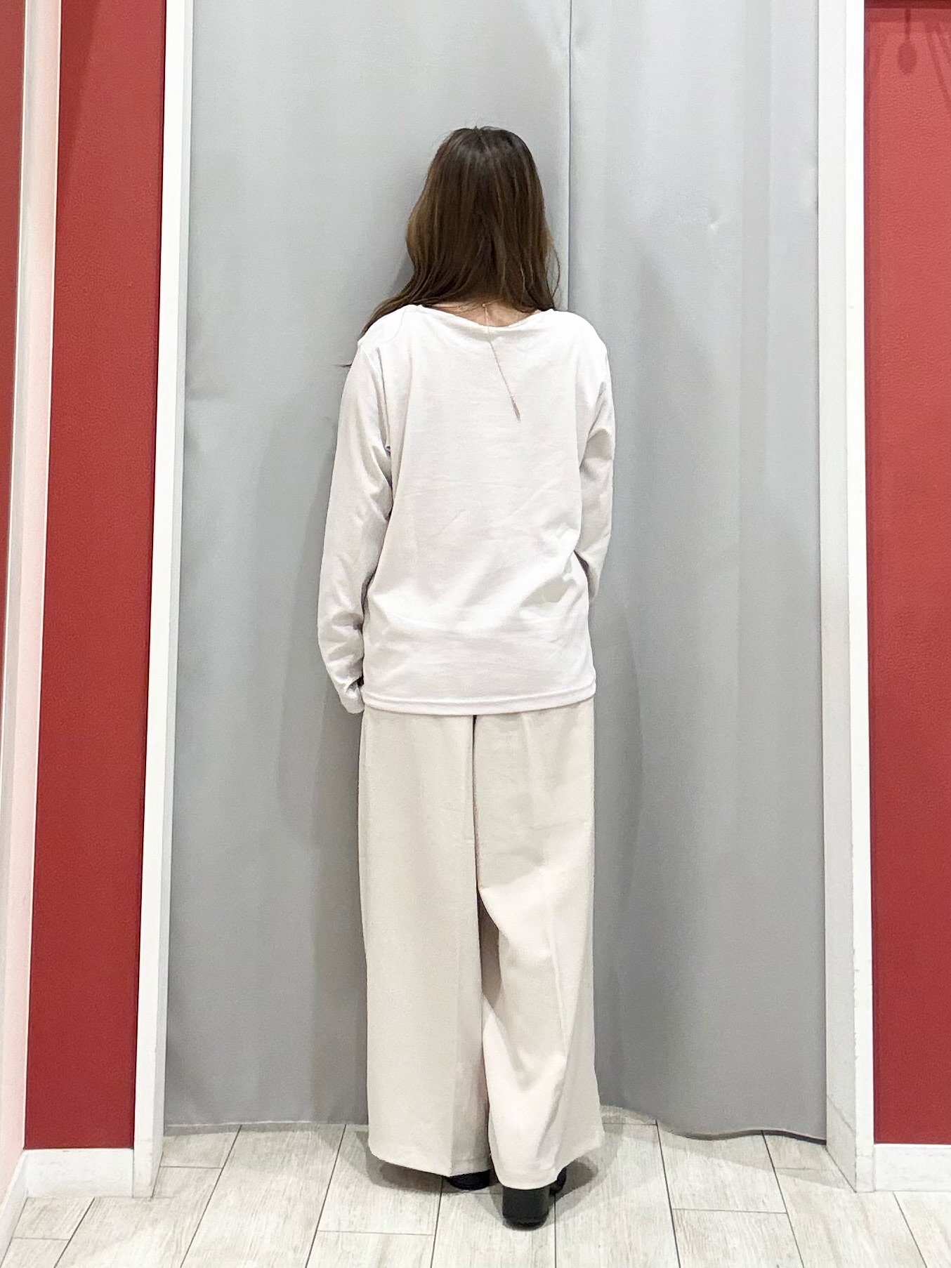 shioさんの「SHOO･LA･RUE｜【洗濯機可/S-LL】マルチボタンが品よく映えるカーディガン」を使ったコーディネート