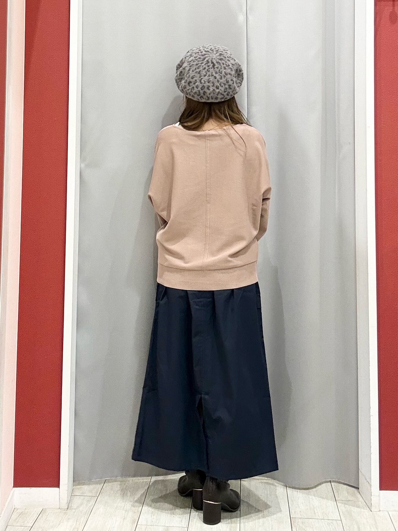 shioさんの「SHOO･LA･RUE｜【洗濯機可】軽やかさらタッチ インせず着られる すっきり見えドルマンニット」を使ったコーディネート