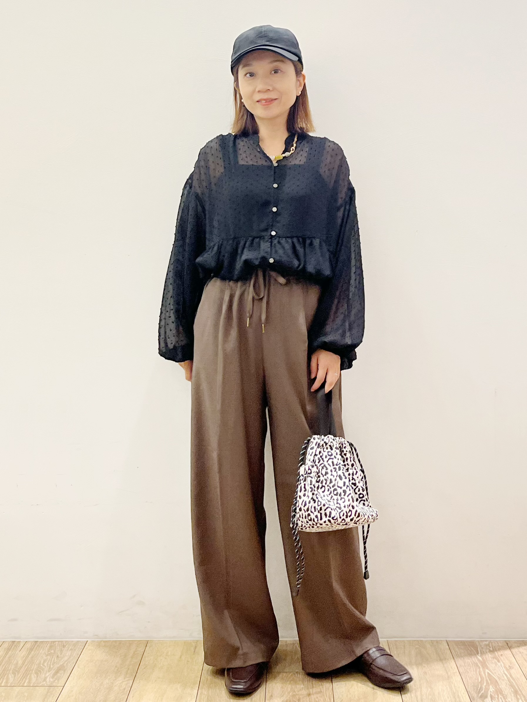 kcさんの「OPAQUE.CLIP｜シアードットペプラムブラウス【洗濯機OK】」を使ったコーディネート