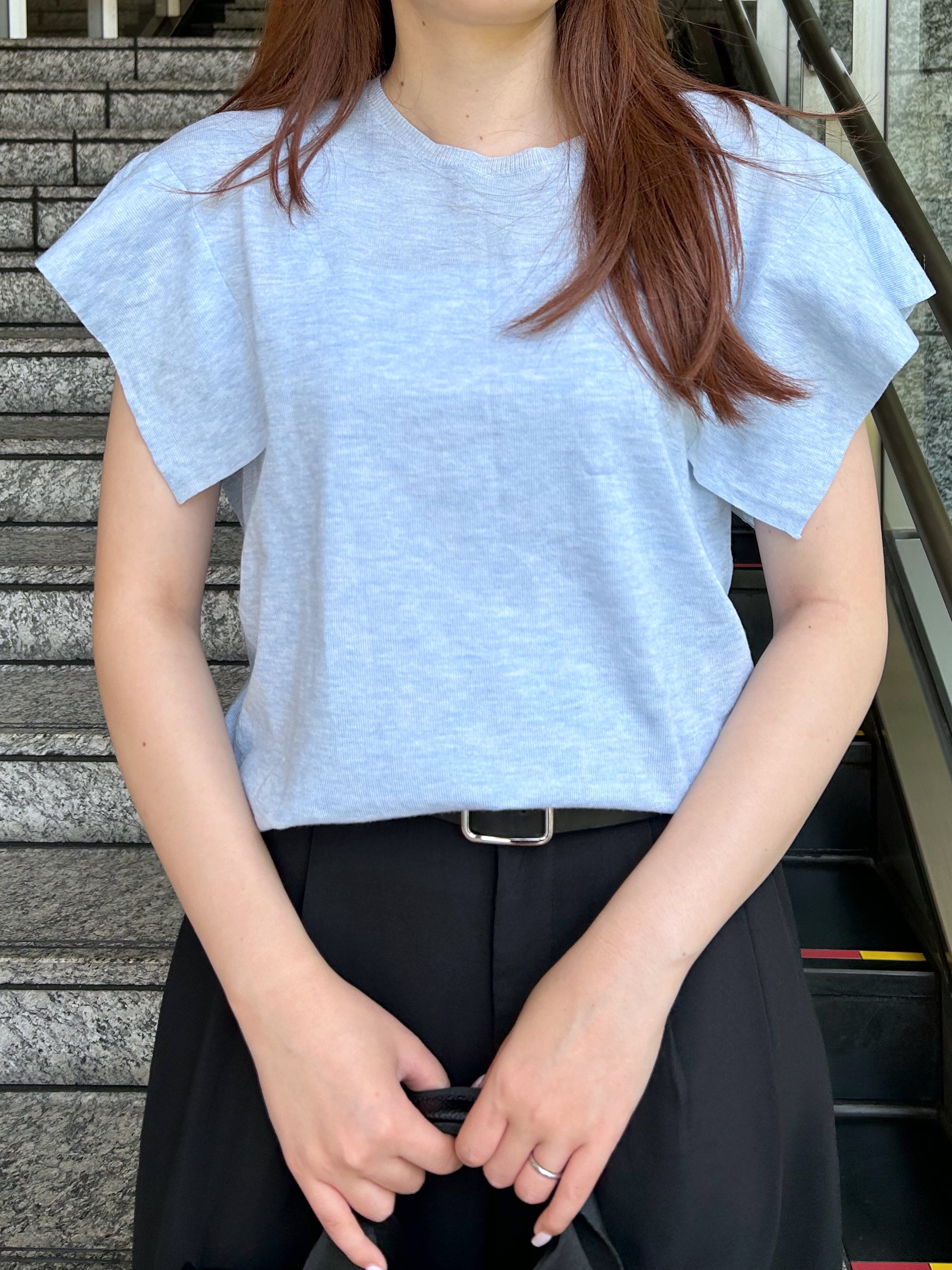 Risaさんの「OPAQUE.CLIP｜『STORY Web7月掲載』ドライタッチラメニット《UV／洗える／6col》」を使ったコーディネート