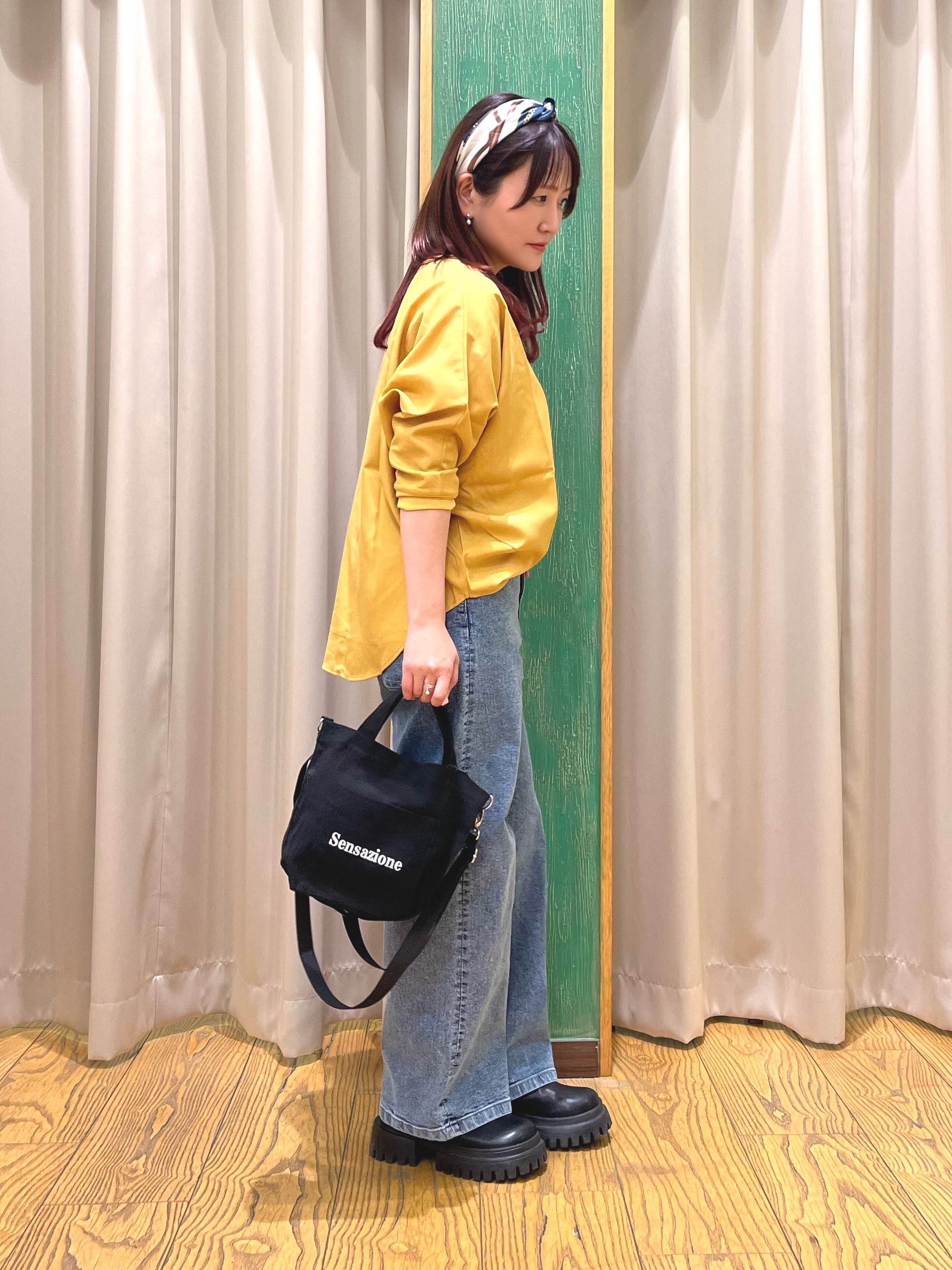 ゆっきーさんの「SHOO･LA･RUE｜【着丈選べる/洗濯後しわになりにくい】インせず着られる ドルマンブラウス」を使ったコーディネート