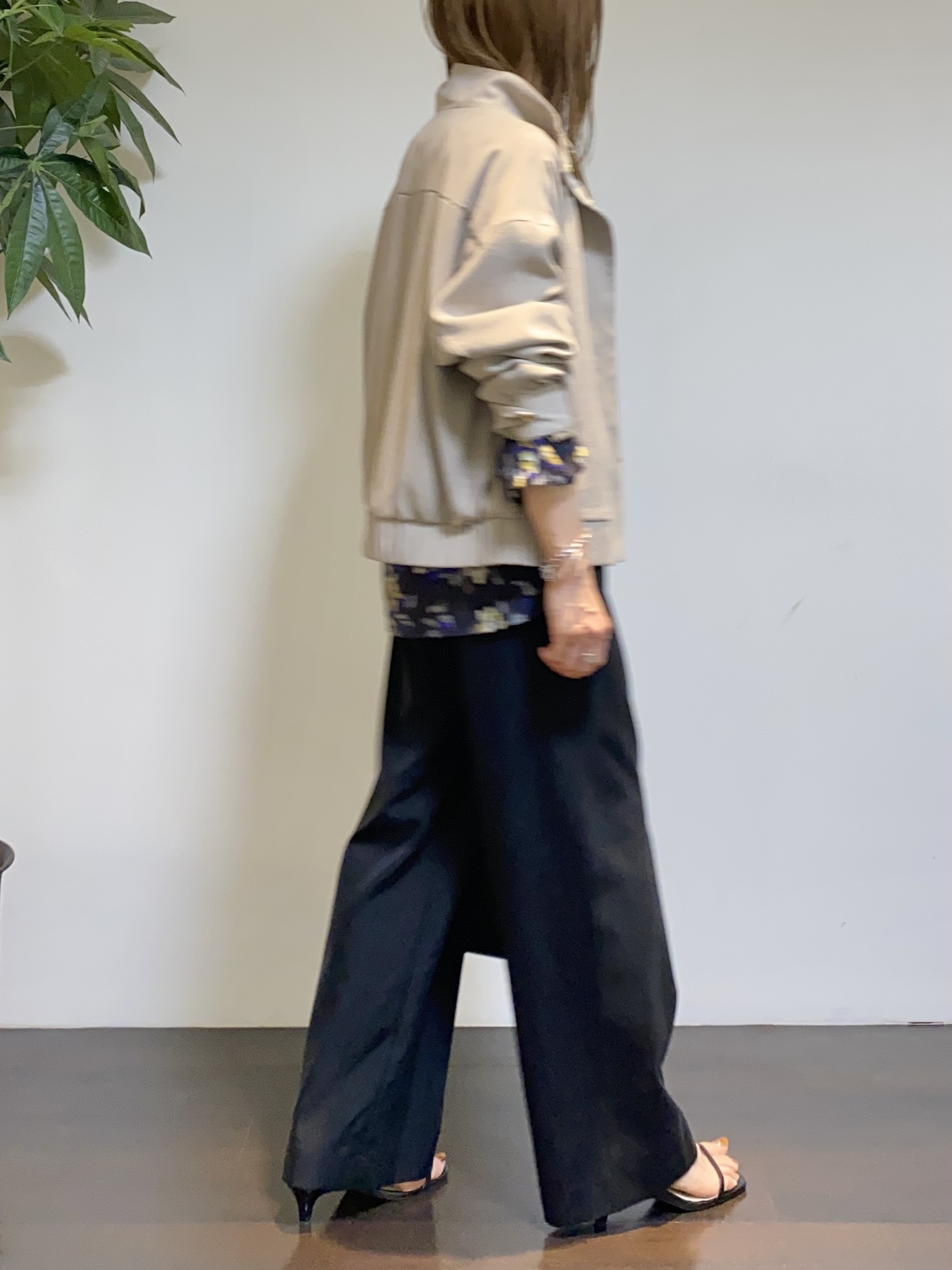 tomoさんの「UNTITLED｜【セットアップ可/秋ジャケット】スエードライクブルゾン」を使ったコーディネート