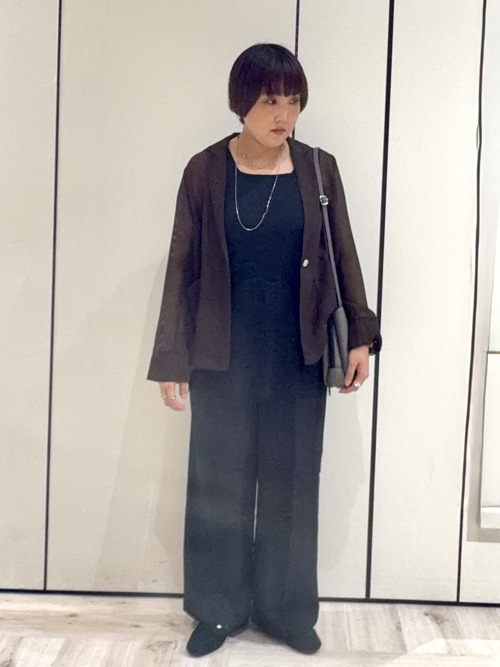 minさんの「SHOO･LA･RUE｜【通気性〇/セットアップ可/S-LL/洗濯機可】紫外線対策にも メッシュテーラードジャケット」を使ったコーディネート