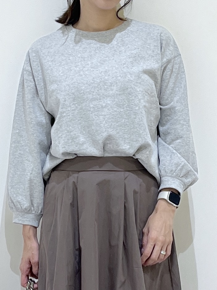 canaさんの「Dessin｜バックヘンリーカットソー長袖」を使ったコーディネート