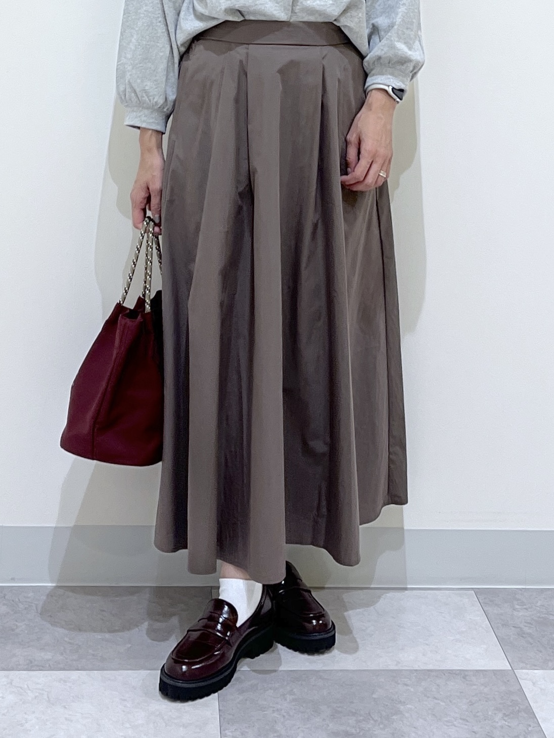 canaさんの「Dessin｜バックヘンリーカットソー長袖」を使ったコーディネート