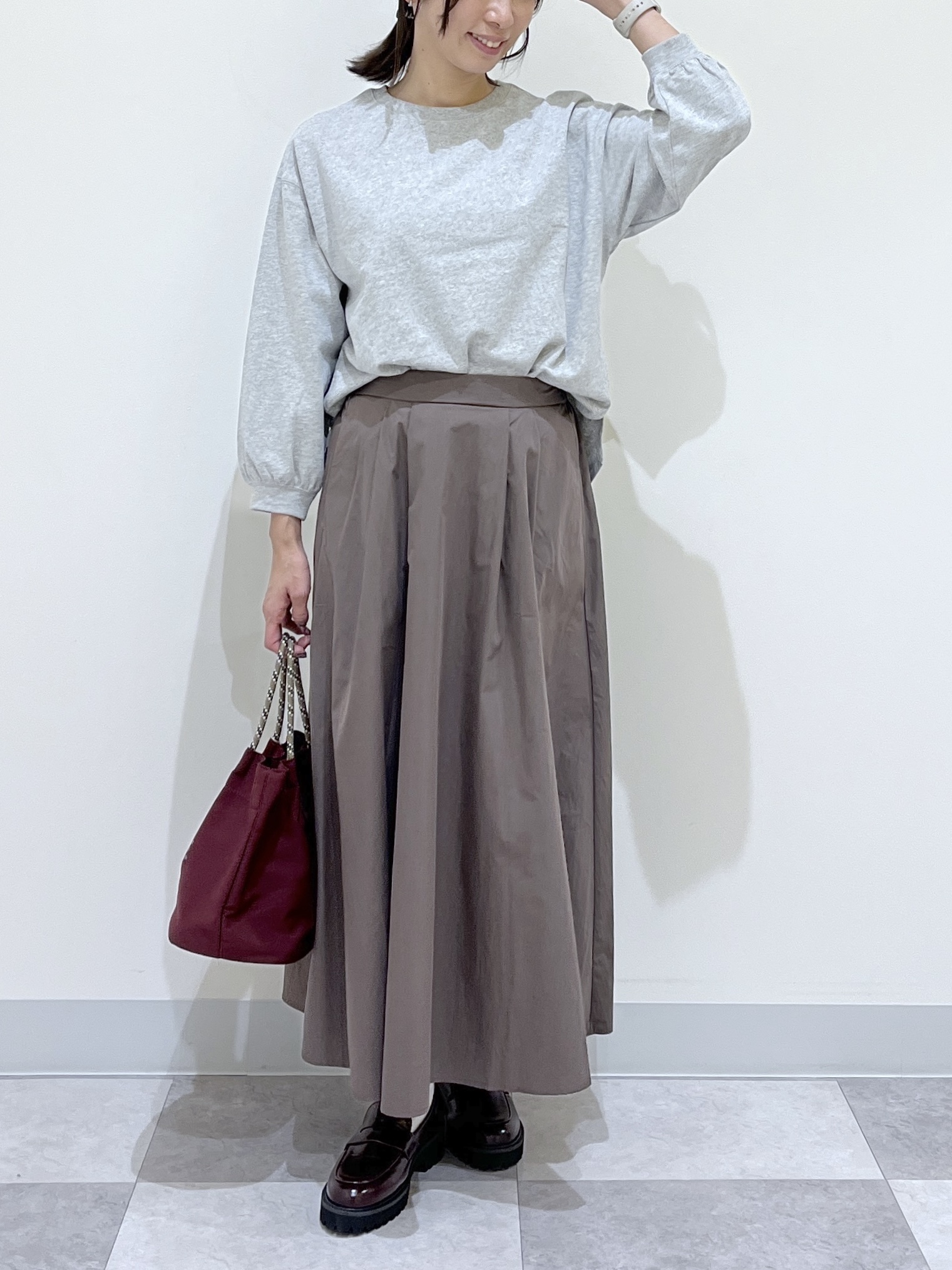 canaさんの「Dessin｜バックヘンリーカットソー長袖」を使ったコーディネート