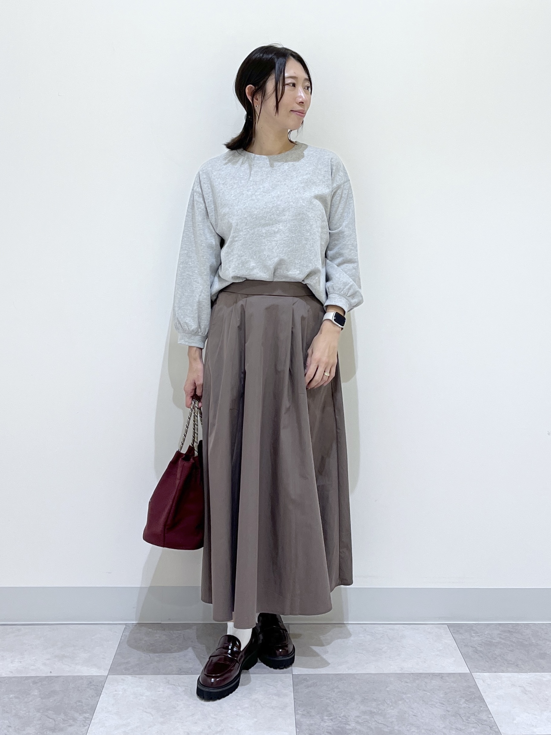 canaさんの「Dessin｜バックヘンリーカットソー長袖」を使ったコーディネート