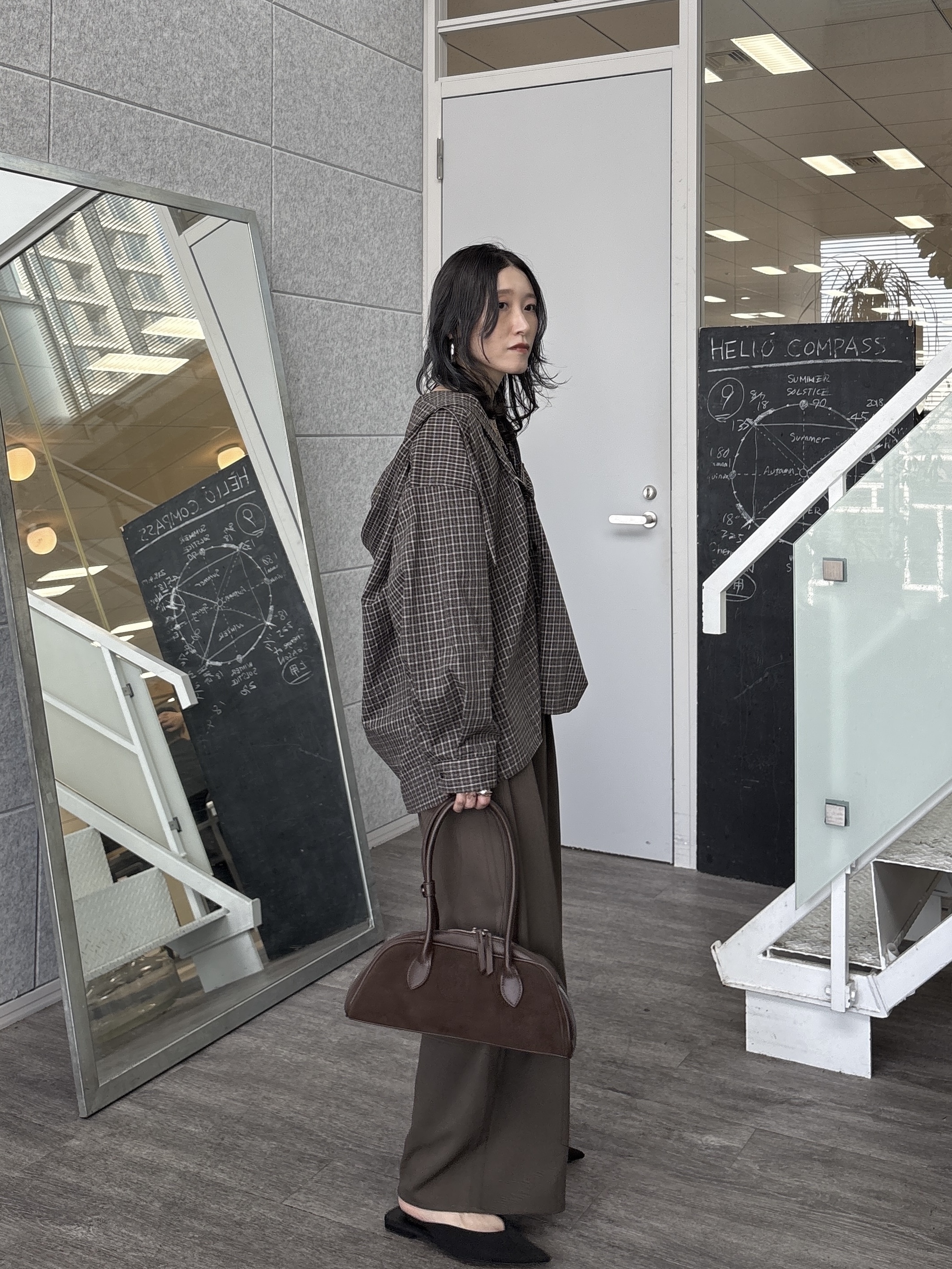 kotakiさんの「INDIVI｜チェックフーディオーバーシャツ」を使ったコーディネート