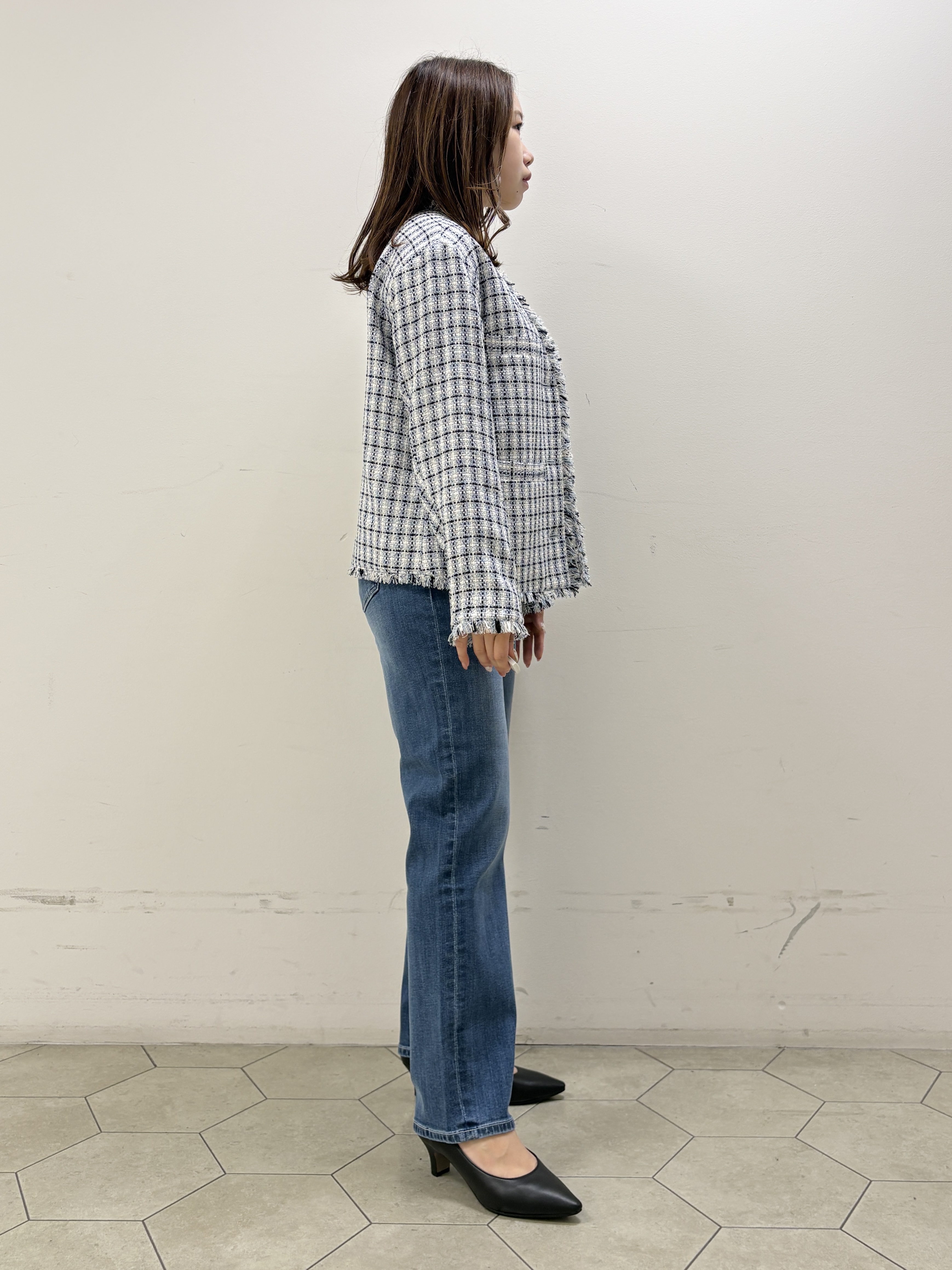 kahoさんの「INDIVI｜【華やか／着回し力◎】上品ツイードVネックジャケット」を使ったコーディネート