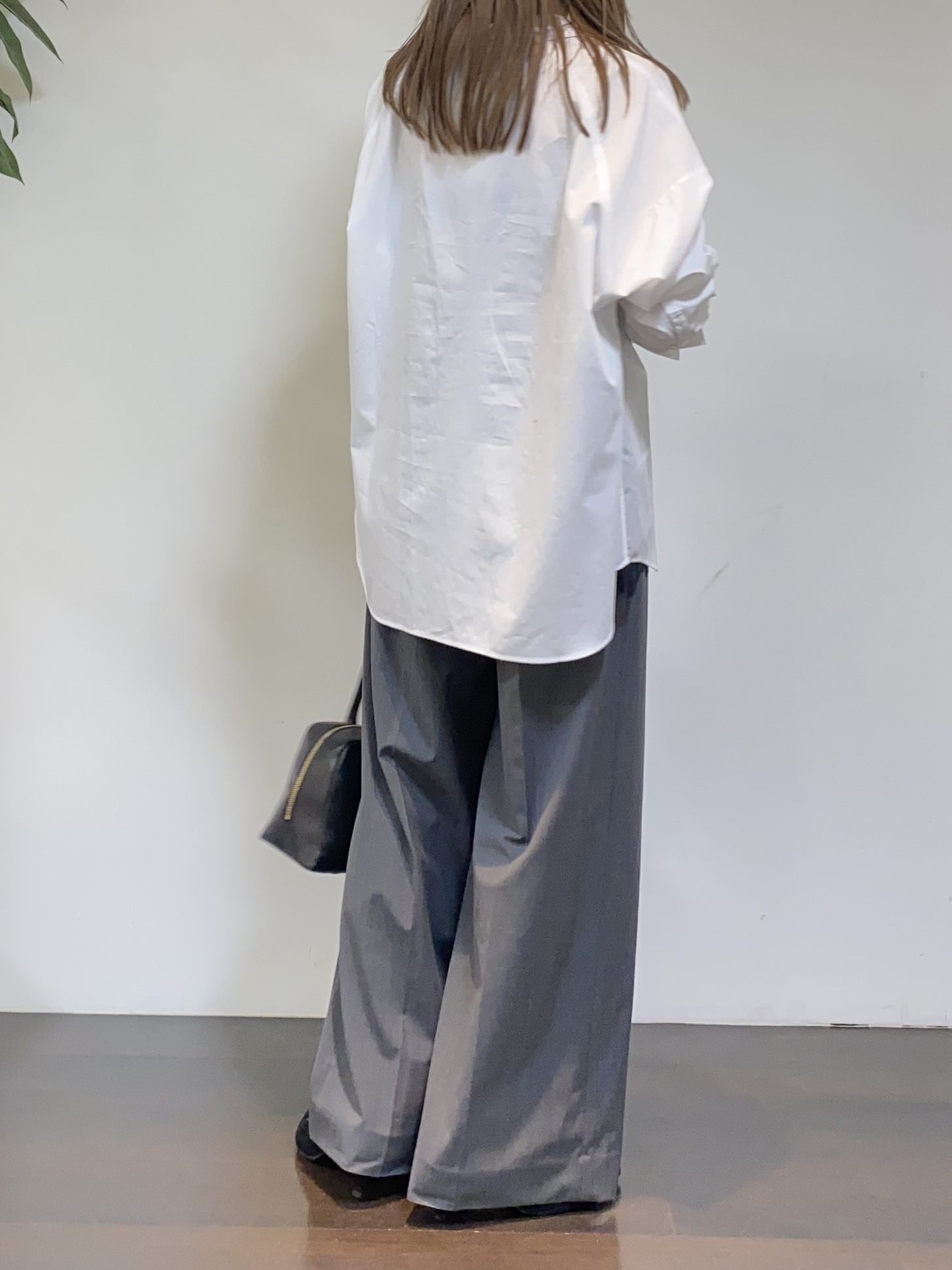 tomoさんの「UNTITLED｜コットンドルマンシャツ」を使ったコーディネート