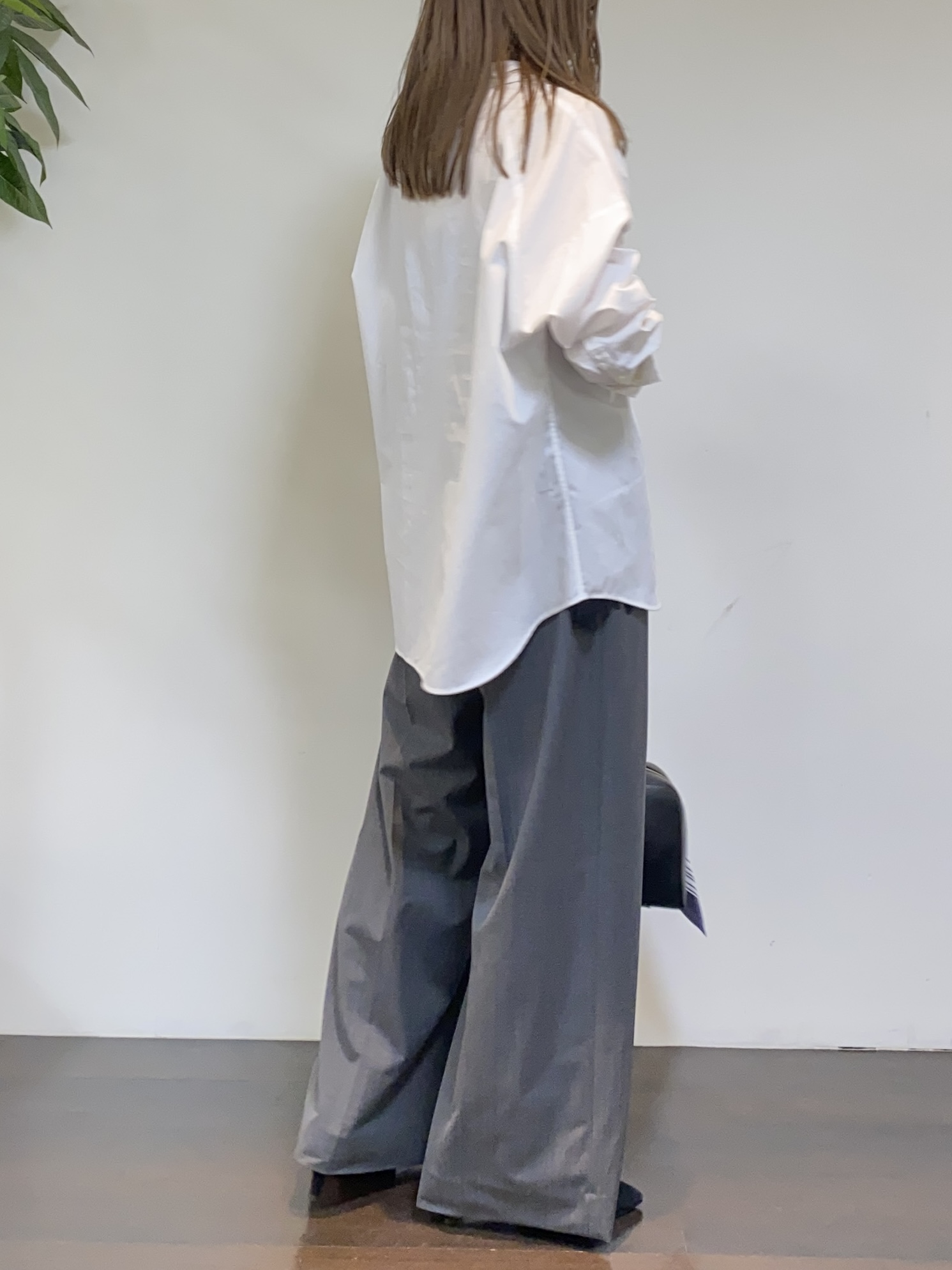 tomoさんの「UNTITLED｜コットンドルマンシャツ」を使ったコーディネート