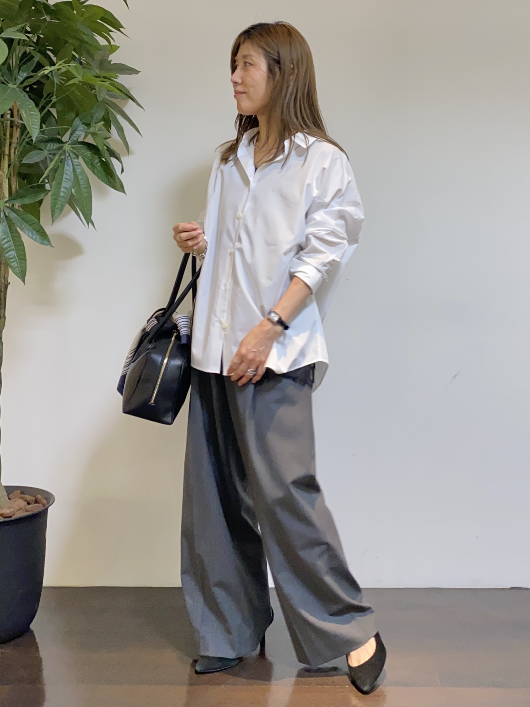 tomoさんの「UNTITLED｜コットンドルマンシャツ」を使ったコーディネート