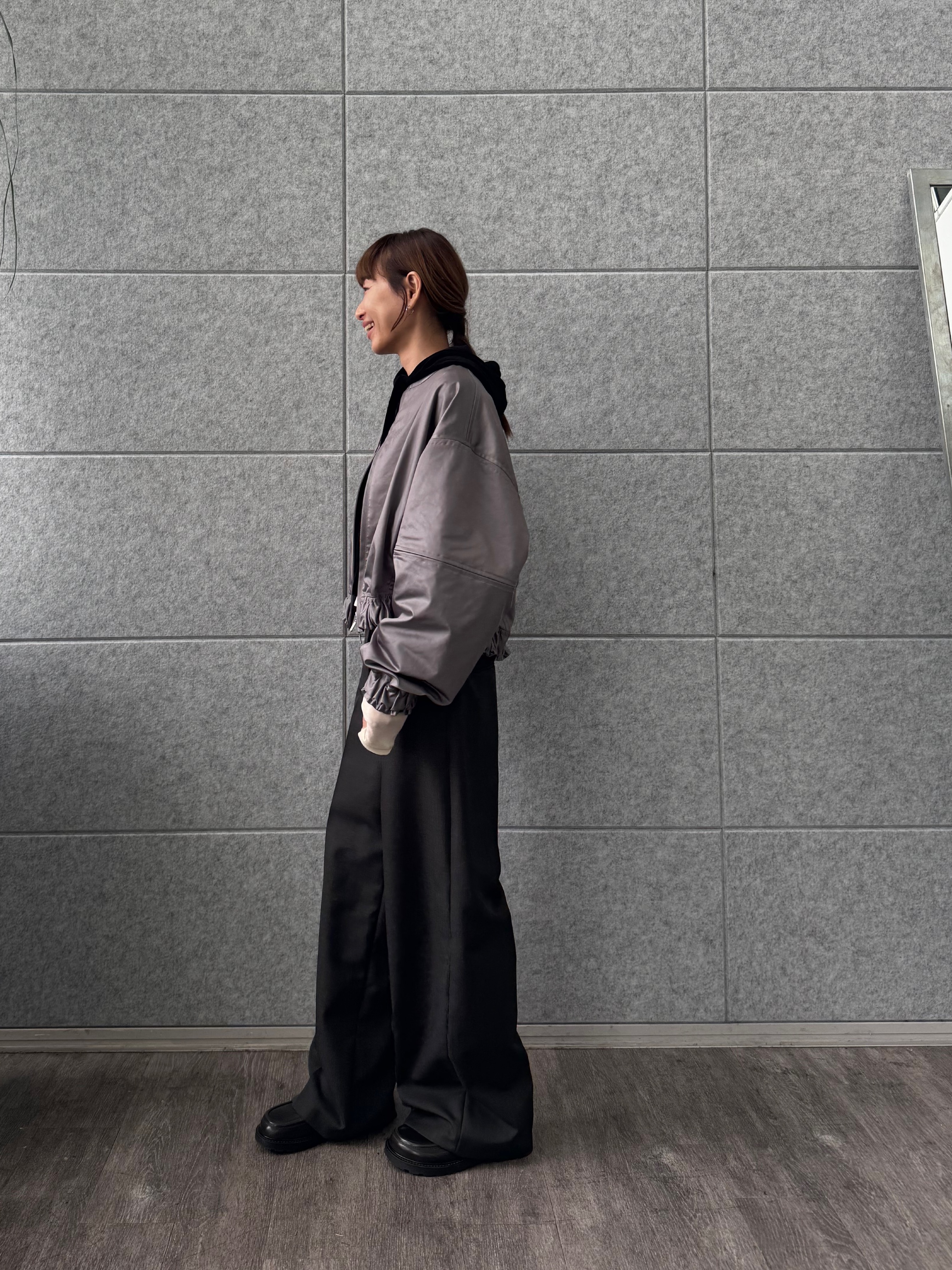 designer yukaさんの「CODE A｜【Re】satin bomber jacket」を使ったコーディネート