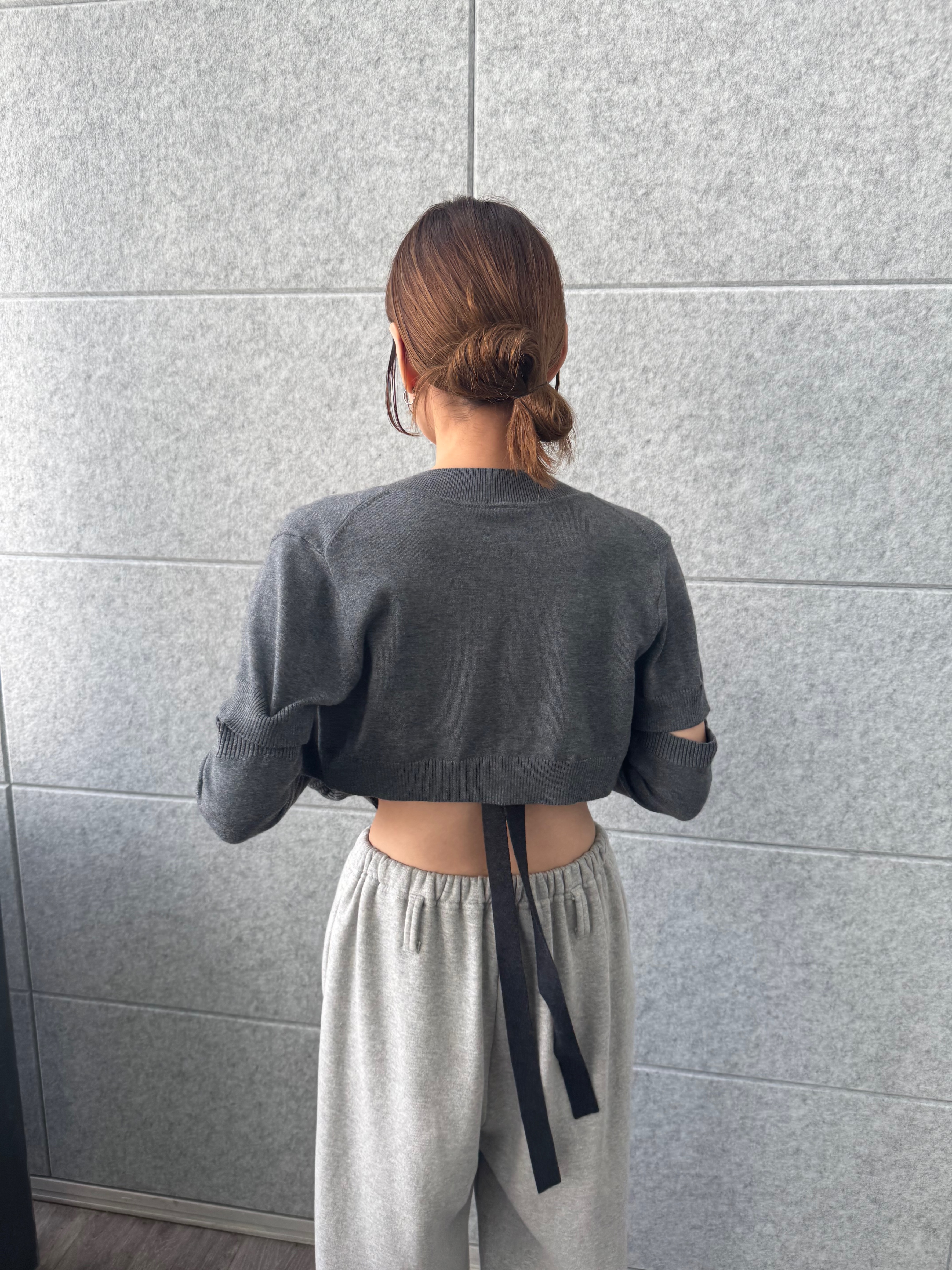 designer yukaさんの「CODE A｜modular button knit cardigan」を使ったコーディネート