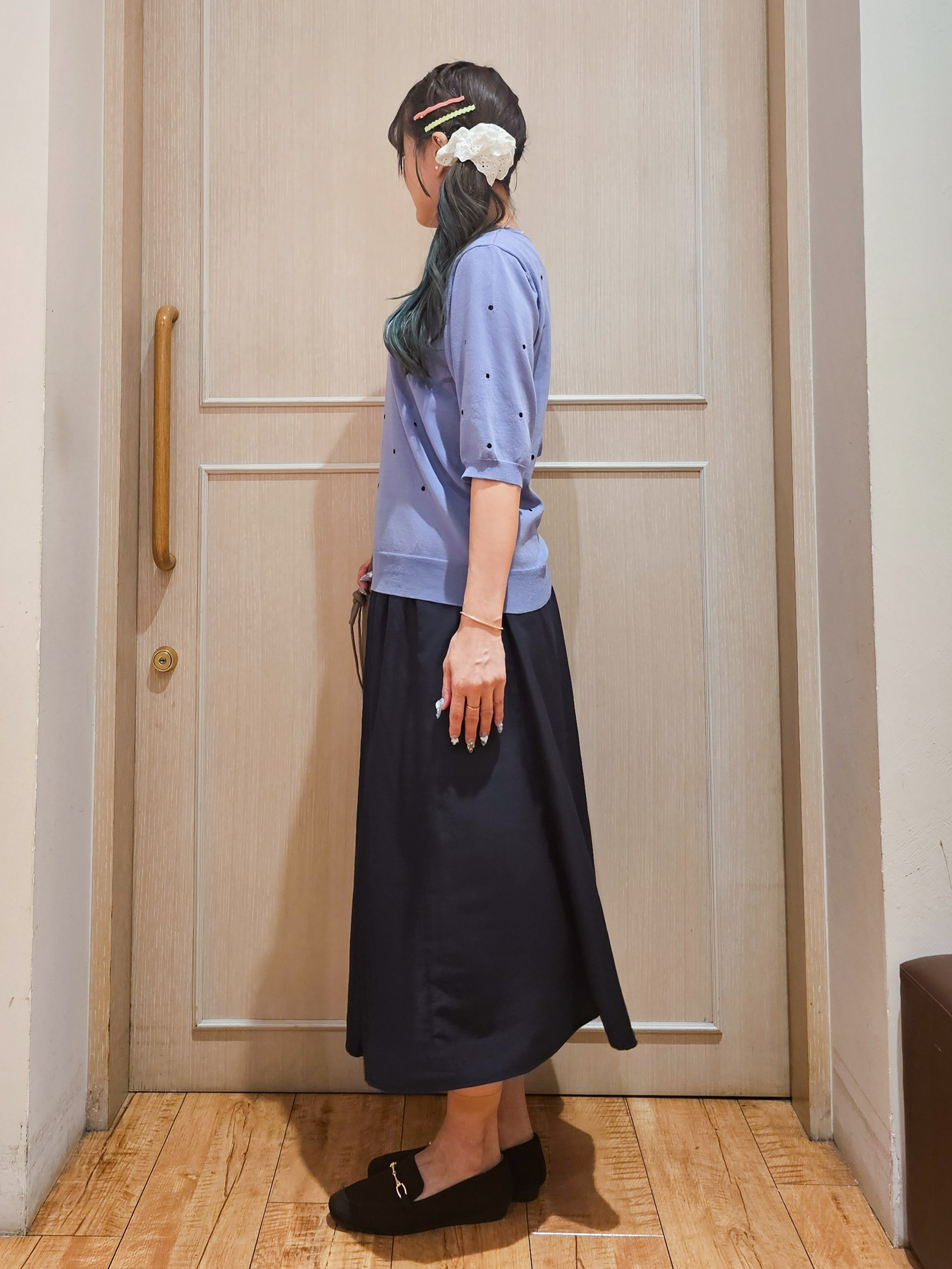 ゆゆさんの「SHOO･LA･RUE｜【ひんやり/S-LL】ほんのり甘い ドット刺繍ニット」を使ったコーディネート