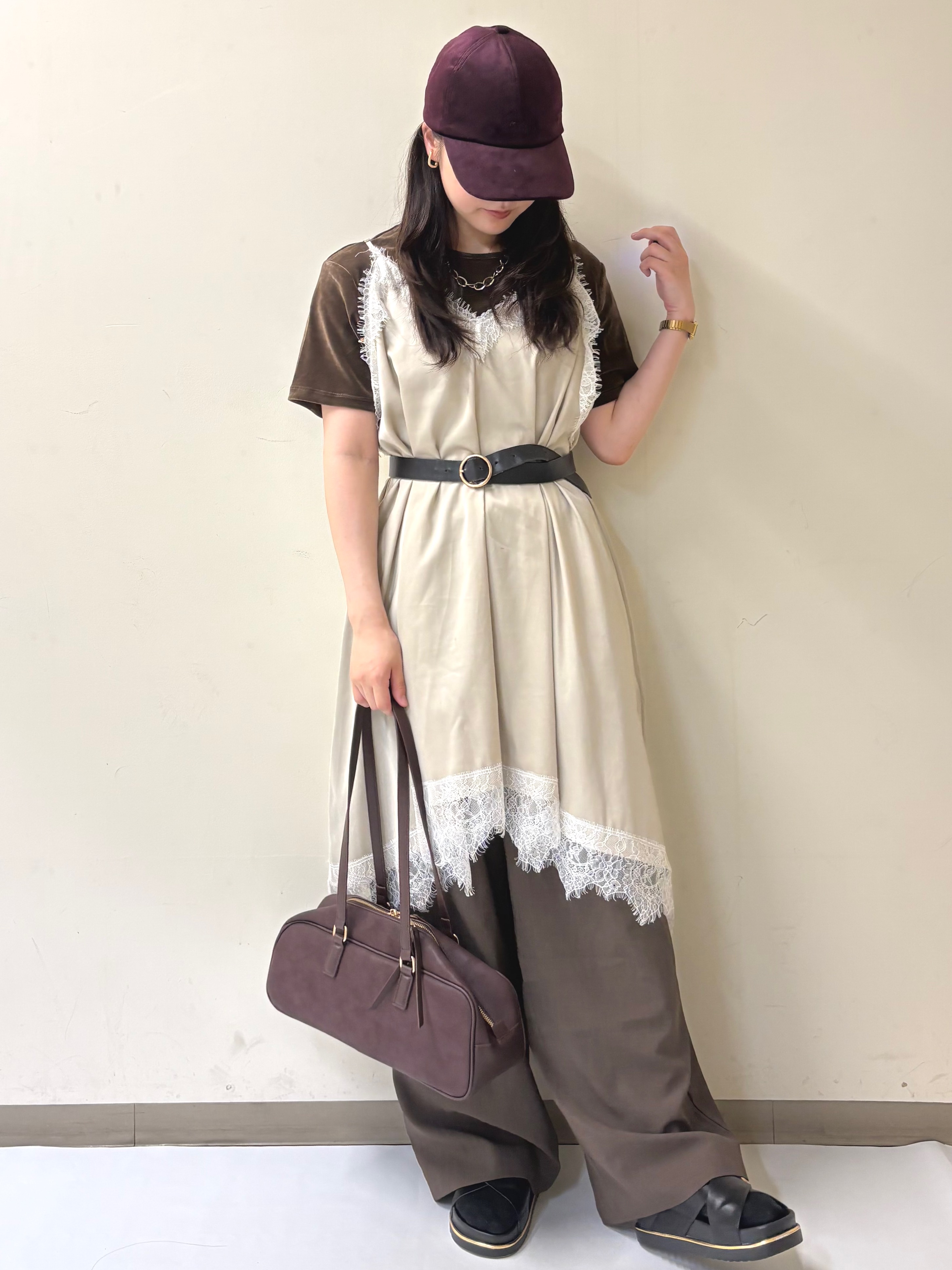 幕田里咲さんの「OPAQUE.CLIP｜フロッキーチュールカットソー【洗濯機OK】」を使ったコーディネート