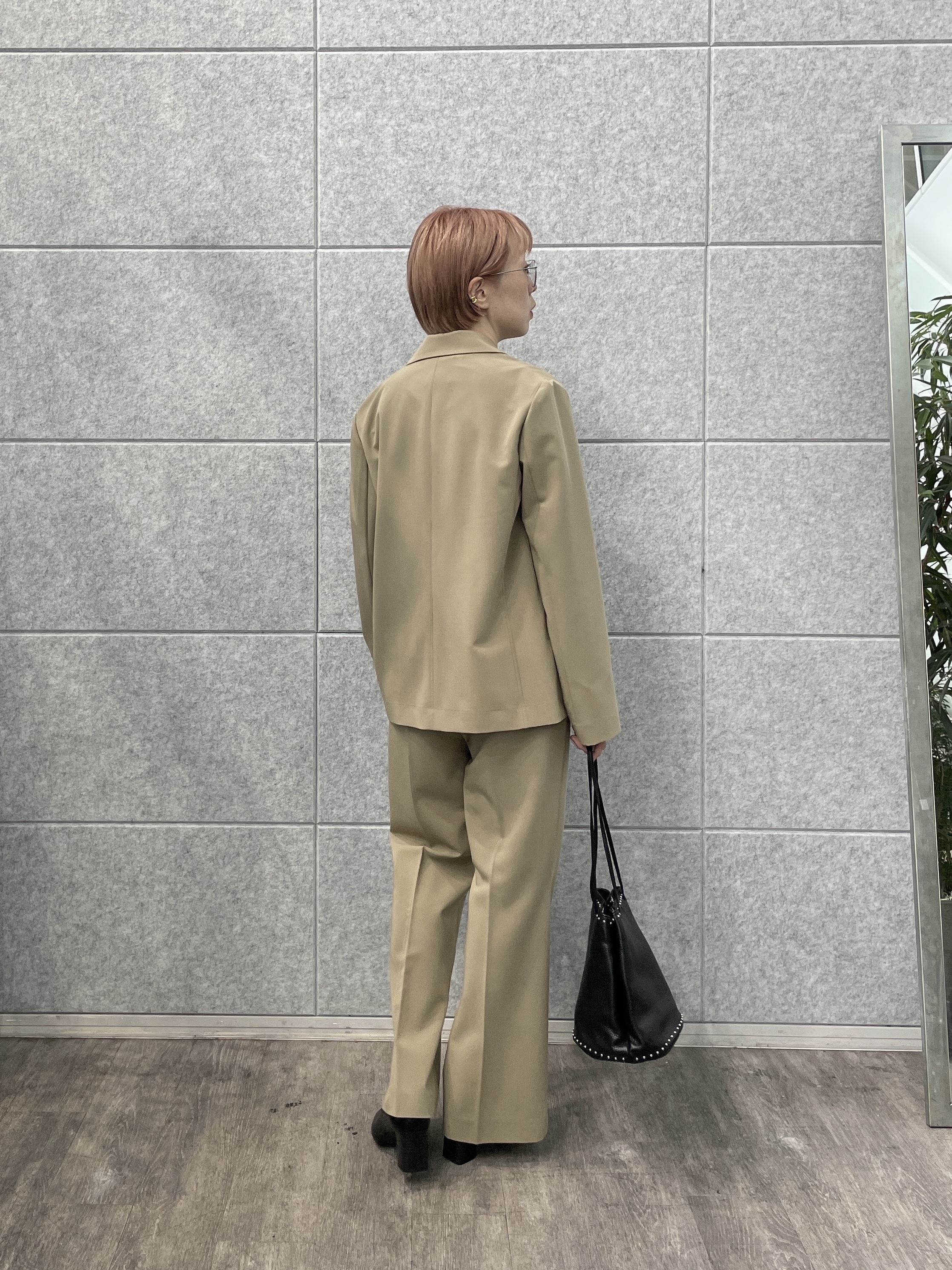 mikuさんの「INDIVI｜Comfy Set Up｜ダブルブレストイージージャケット【セットアップ対応／通勤／カセット服】」を使ったコーディネート