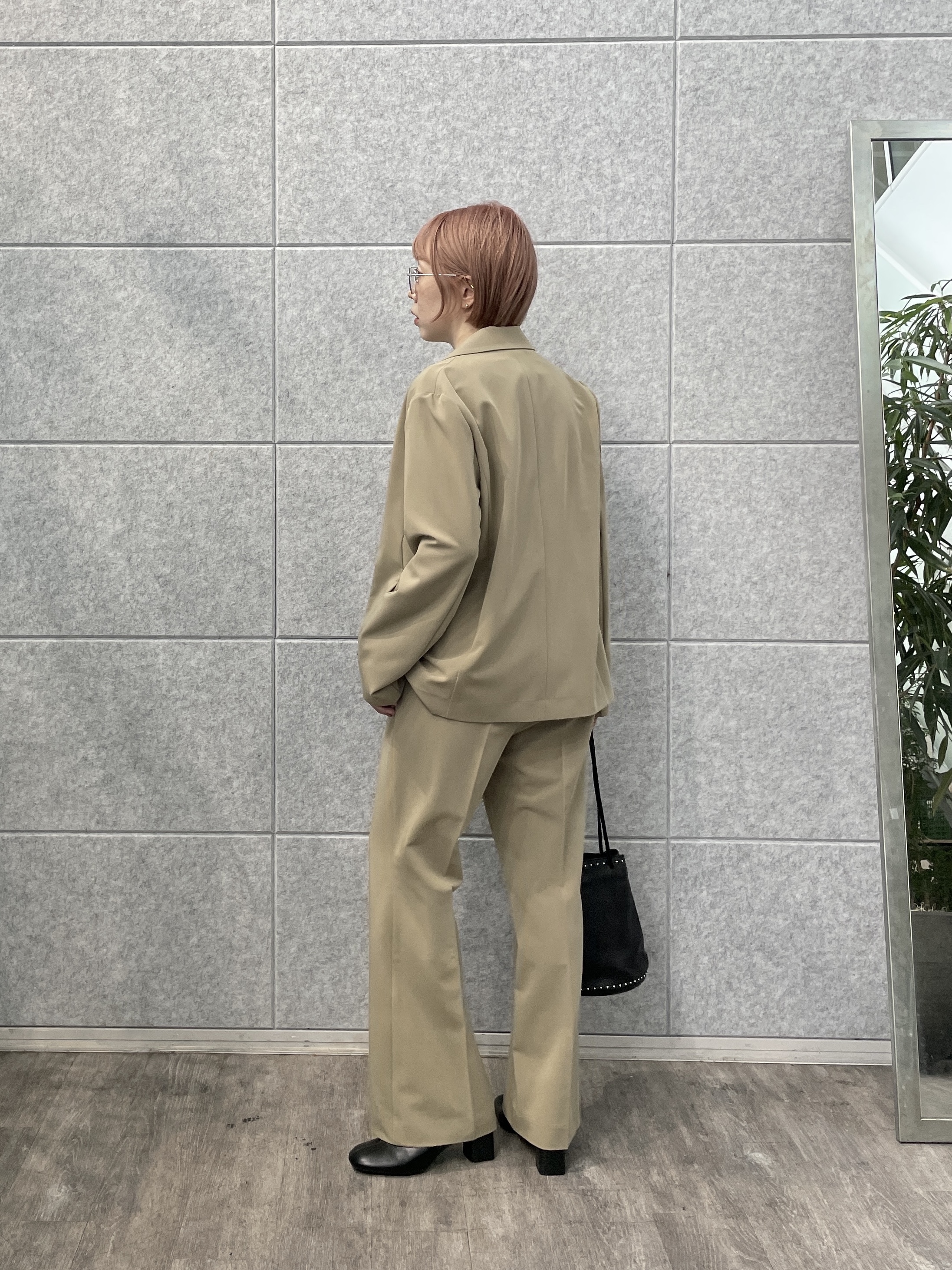 mikuさんの「INDIVI｜Comfy Set Up｜ダブルブレストイージージャケット【セットアップ対応／通勤／カセット服】」を使ったコーディネート