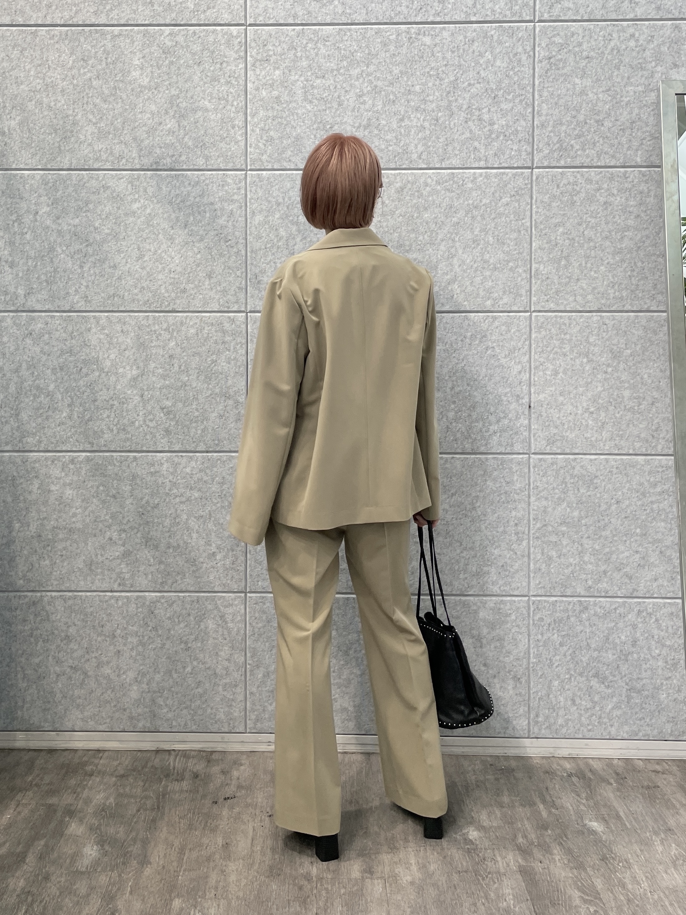 mikuさんの「INDIVI｜Comfy Set Up｜ダブルブレストイージージャケット【セットアップ対応／通勤／カセット服】」を使ったコーディネート