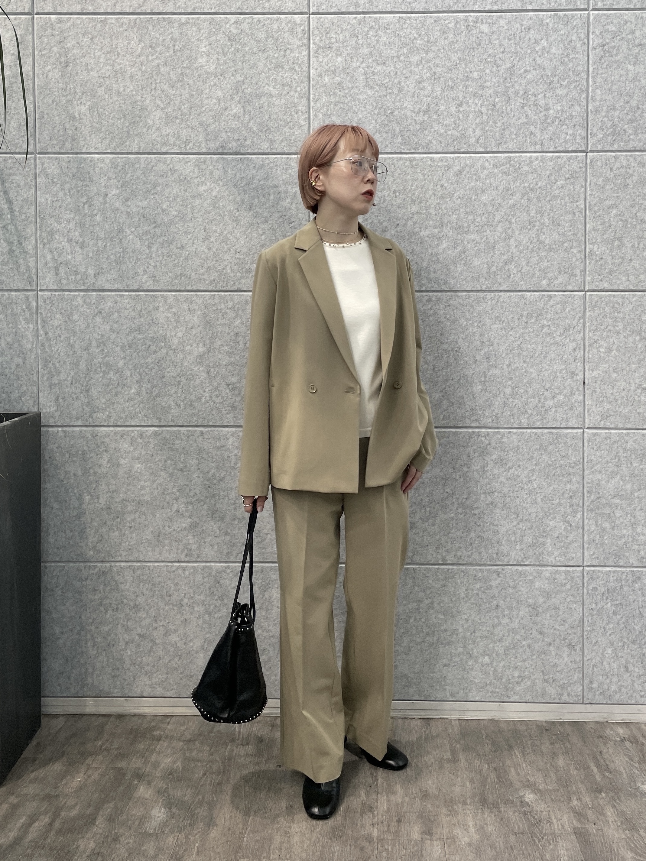 mikuさんの「INDIVI｜Comfy Set Up｜ダブルブレストイージージャケット【セットアップ対応／通勤／カセット服】」を使ったコーディネート