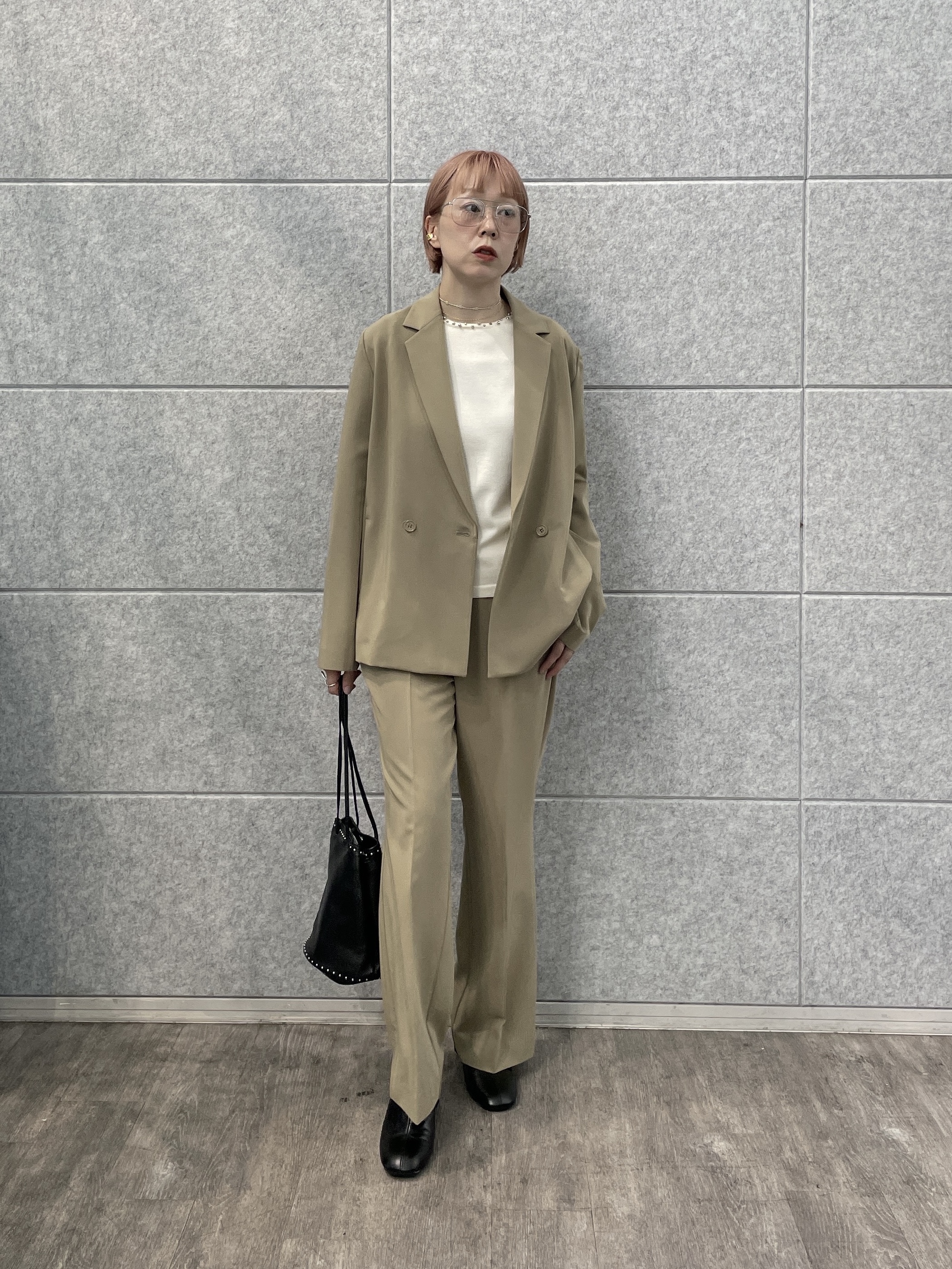 mikuさんの「INDIVI｜Comfy Set Up｜ダブルブレストイージージャケット【セットアップ対応／通勤／カセット服】」を使ったコーディネート