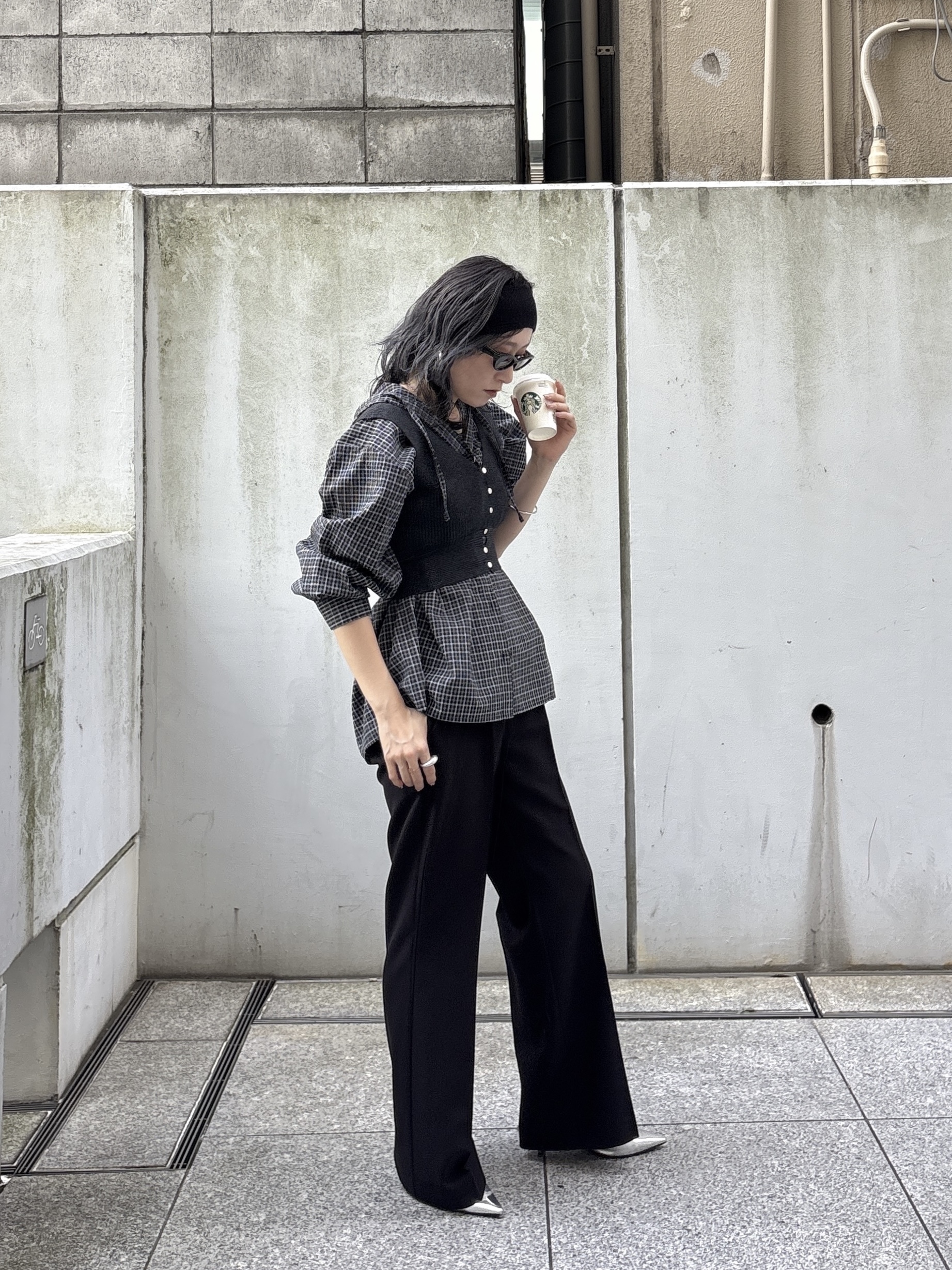 kotakiさんの「INDIVI｜ラメMIXニットビスチェ」を使ったコーディネート