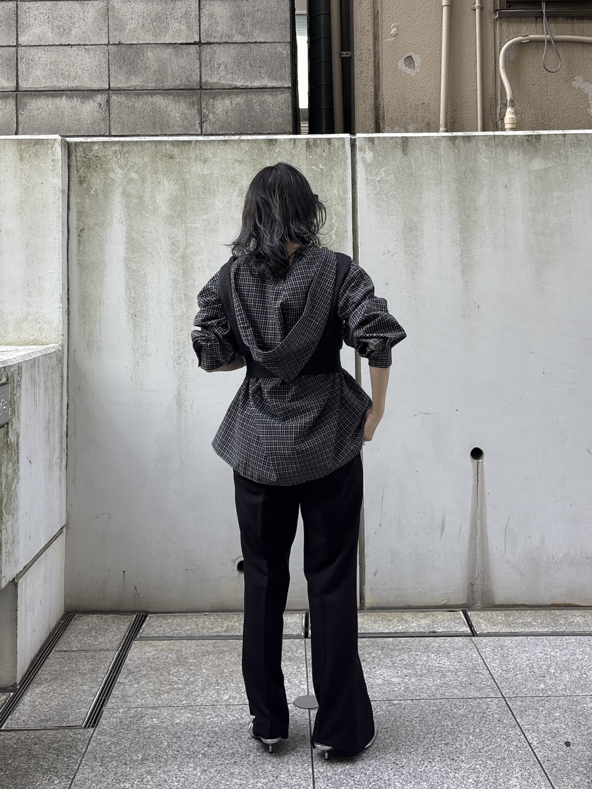 kotakiさんの「INDIVI｜ラメMIXニットビスチェ」を使ったコーディネート