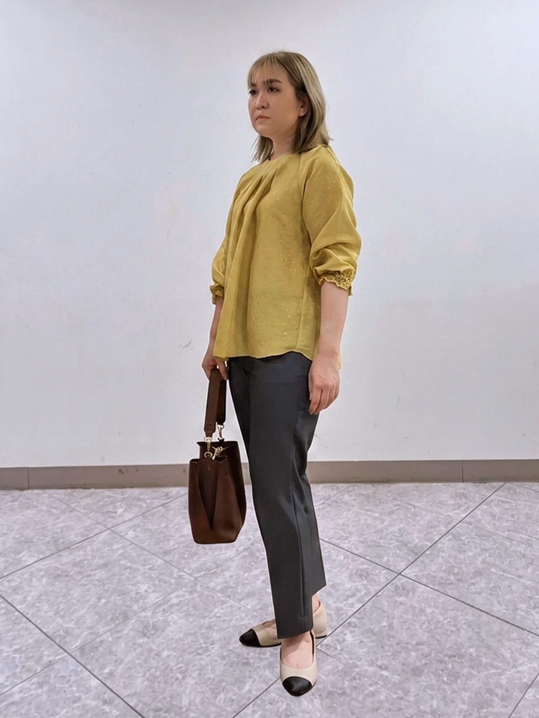 S.xuliさんの「Reflect｜タックデザイン ラグランスリーブブラウス」を使ったコーディネート