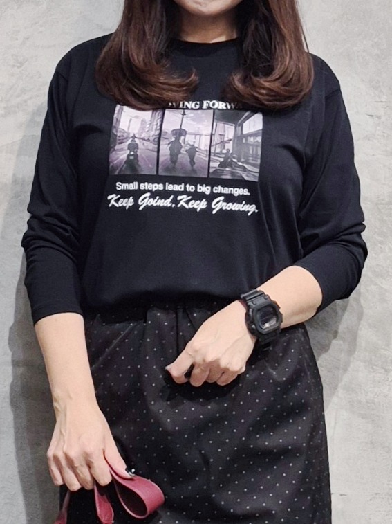 ひさえさんの「THE SHOP TK｜ロゴ＆フォトアソートロンT」を使ったコーディネート