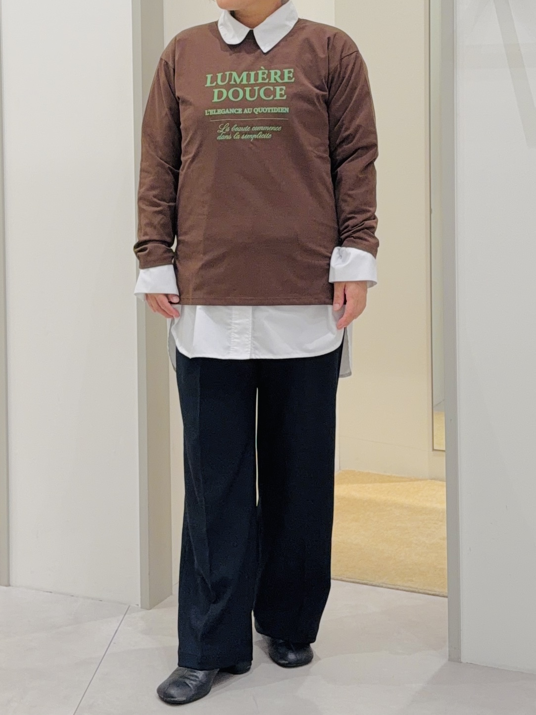 タナさんの「THE SHOP TK｜ロゴ＆フォトアソートロンT」を使ったコーディネート