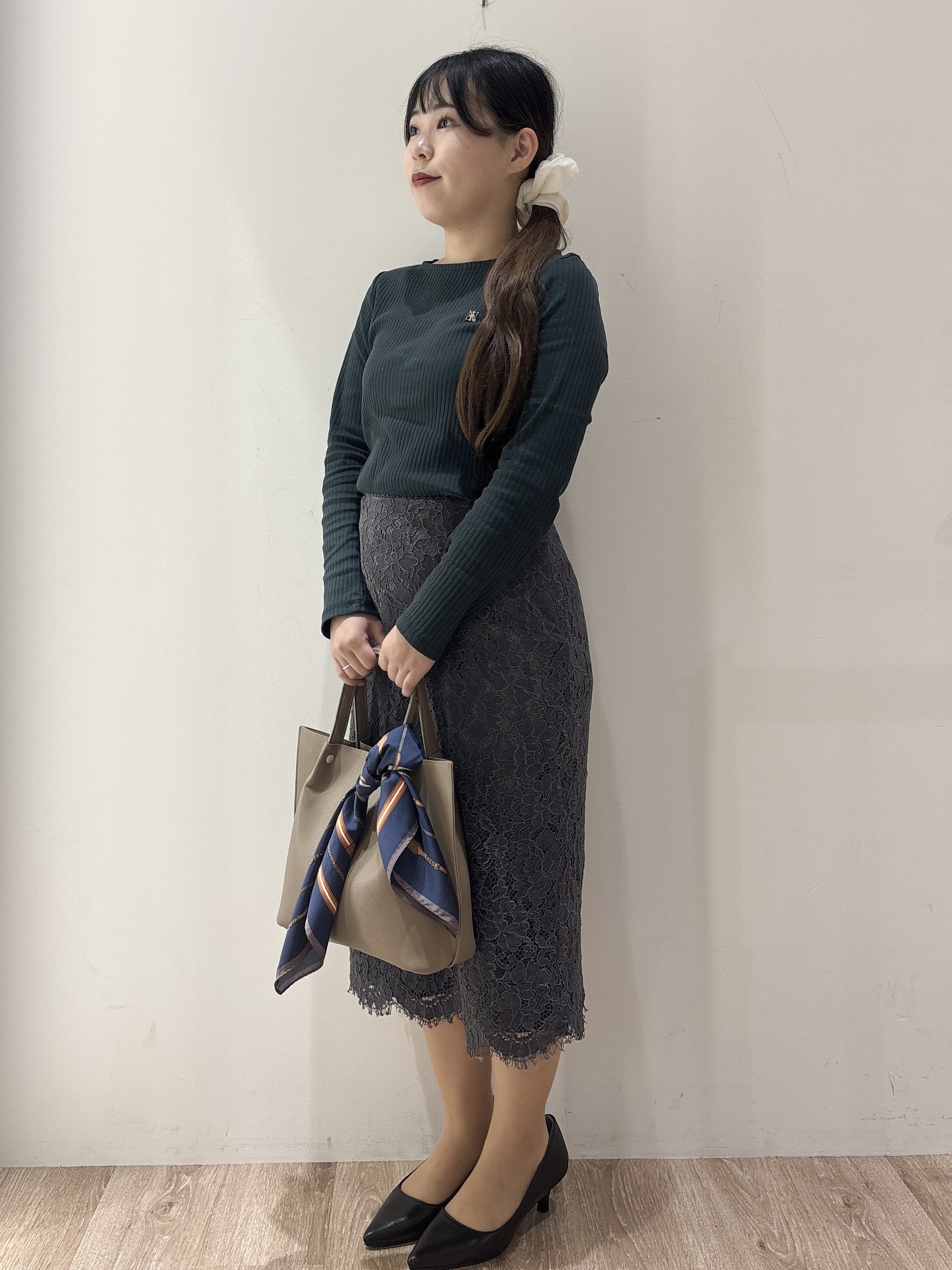 hinachiさんの「OPAQUE.CLIP｜【接触冷感／UVケア】テレコボートネックトップス《洗濯機OK》」を使ったコーディネート