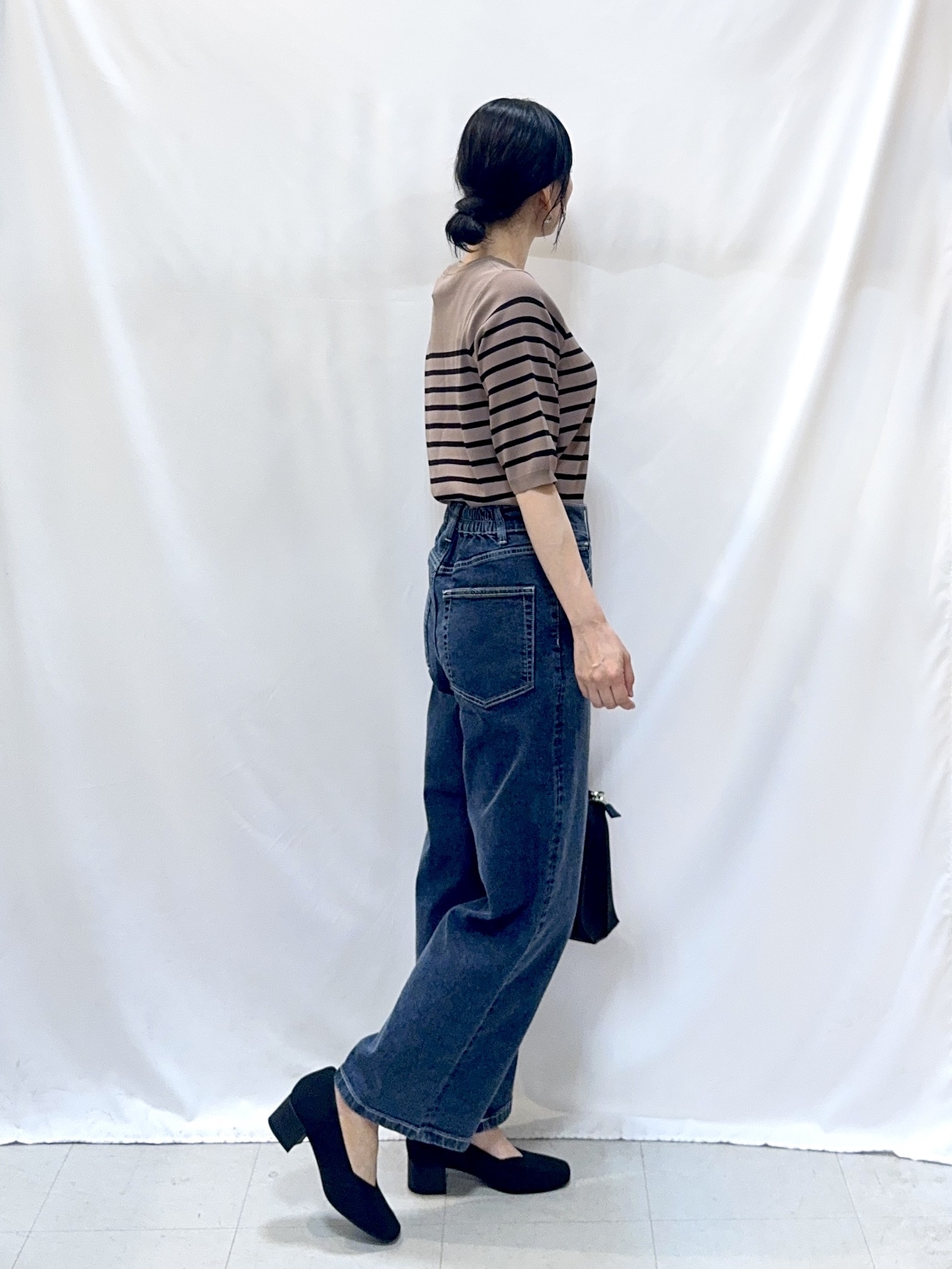 𝐇𝐢𝐫𝐨𝐦𝐢さんの「SHOO･LA･RUE｜【ガンガン洗える/ひんやり/UV/毛玉になりにくい】二の腕見せない 5分袖ニット」を使ったコーディネート