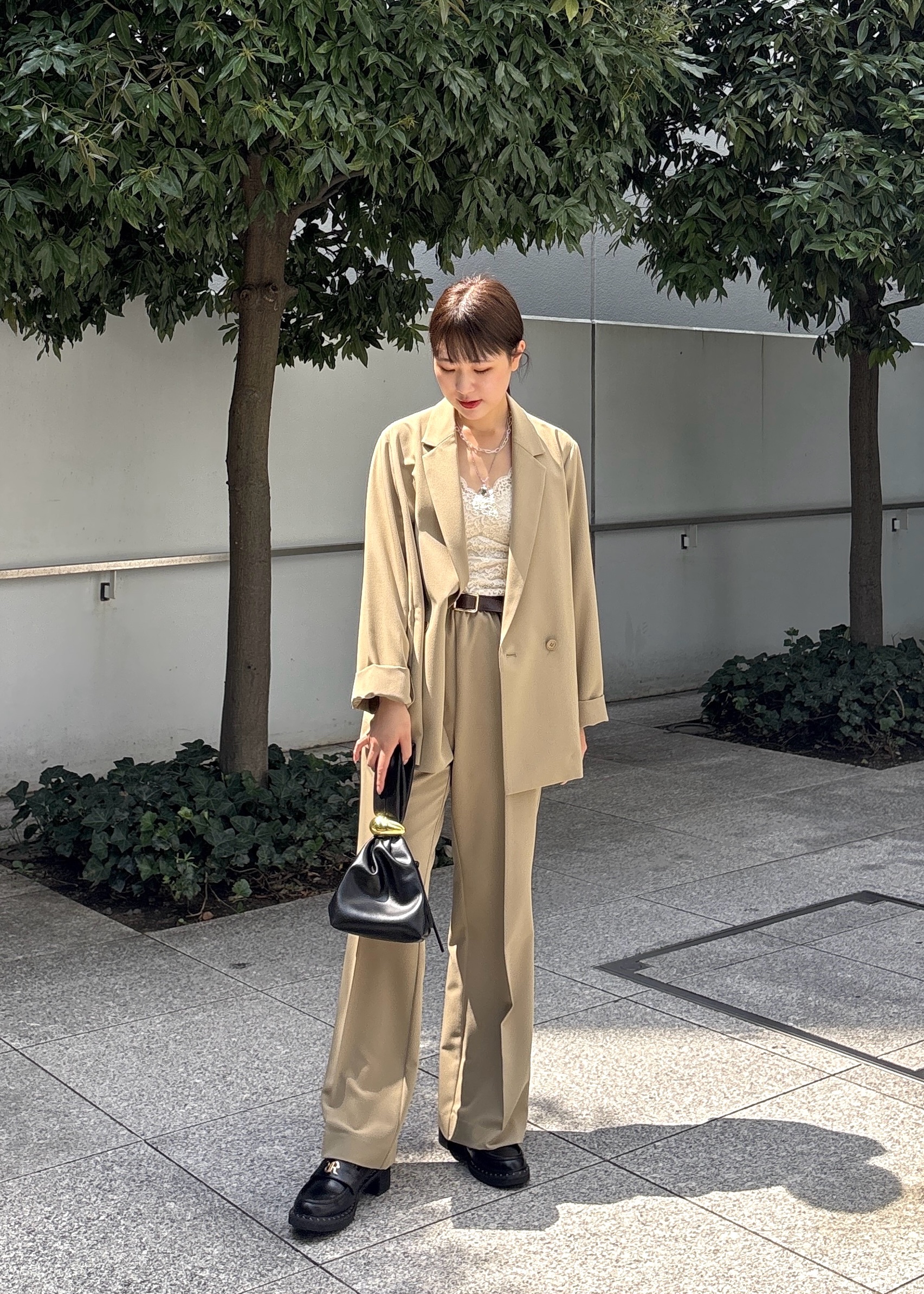 Renoさんの「INDIVI｜Comfy Set Up｜ダブルブレストイージージャケット【セットアップ対応／通勤／カセット服】」を使ったコーディネート