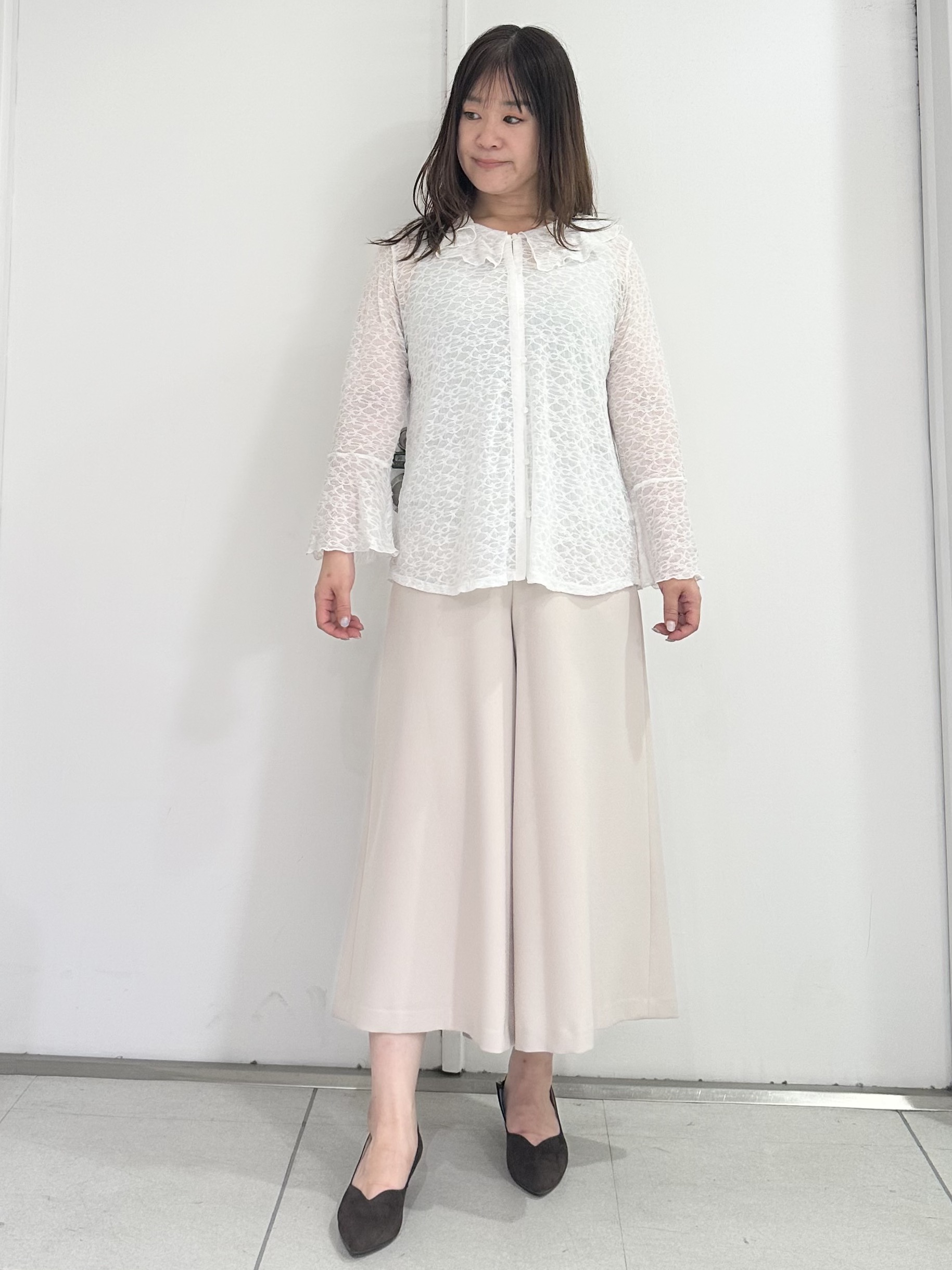 miさんの「Reflect｜【洗える】フリルレースブラウス」を使ったコーディネート