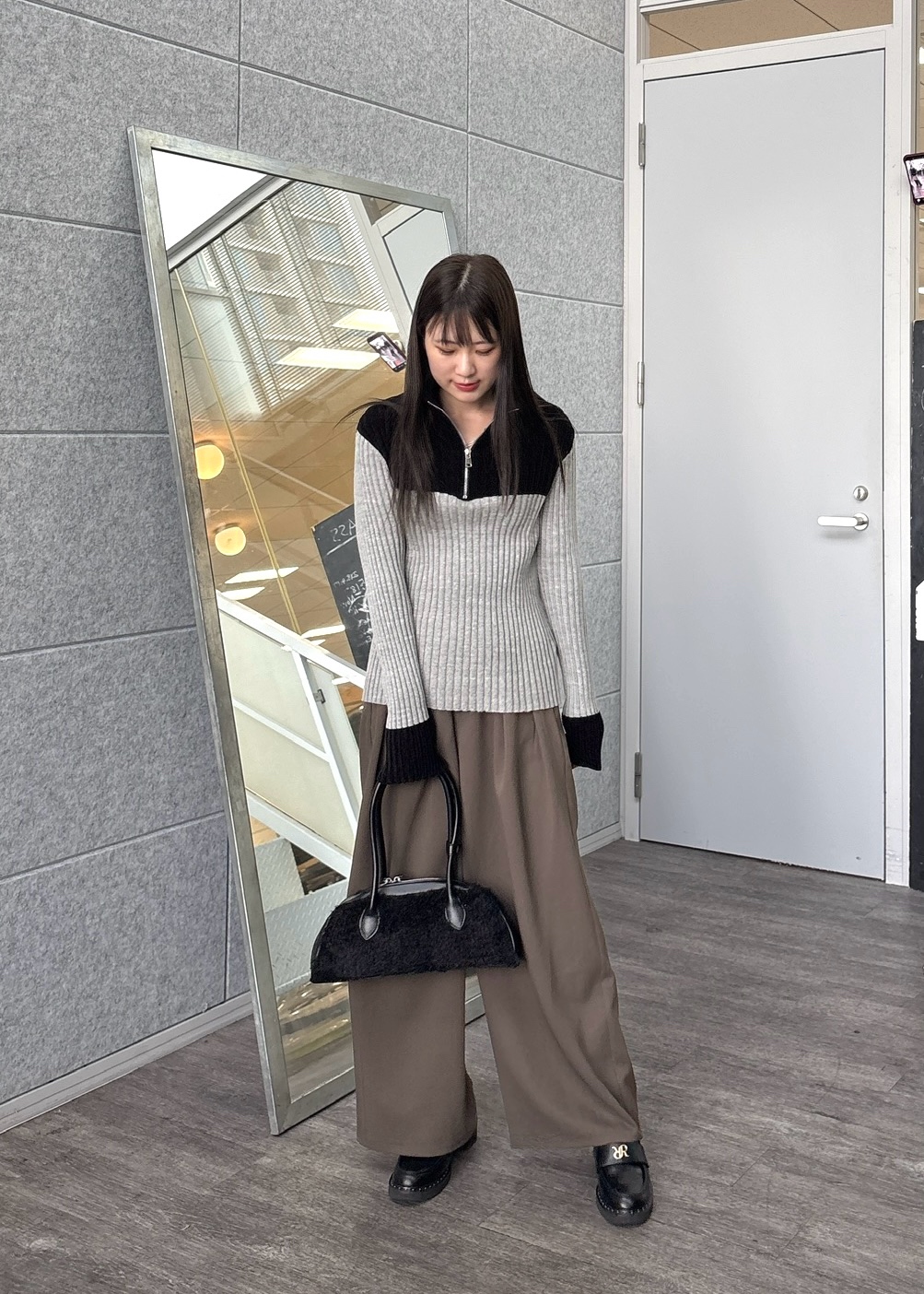 Renoさんの「INDIVI｜タックワイドパンツ【セットアップ可能】」を使ったコーディネート