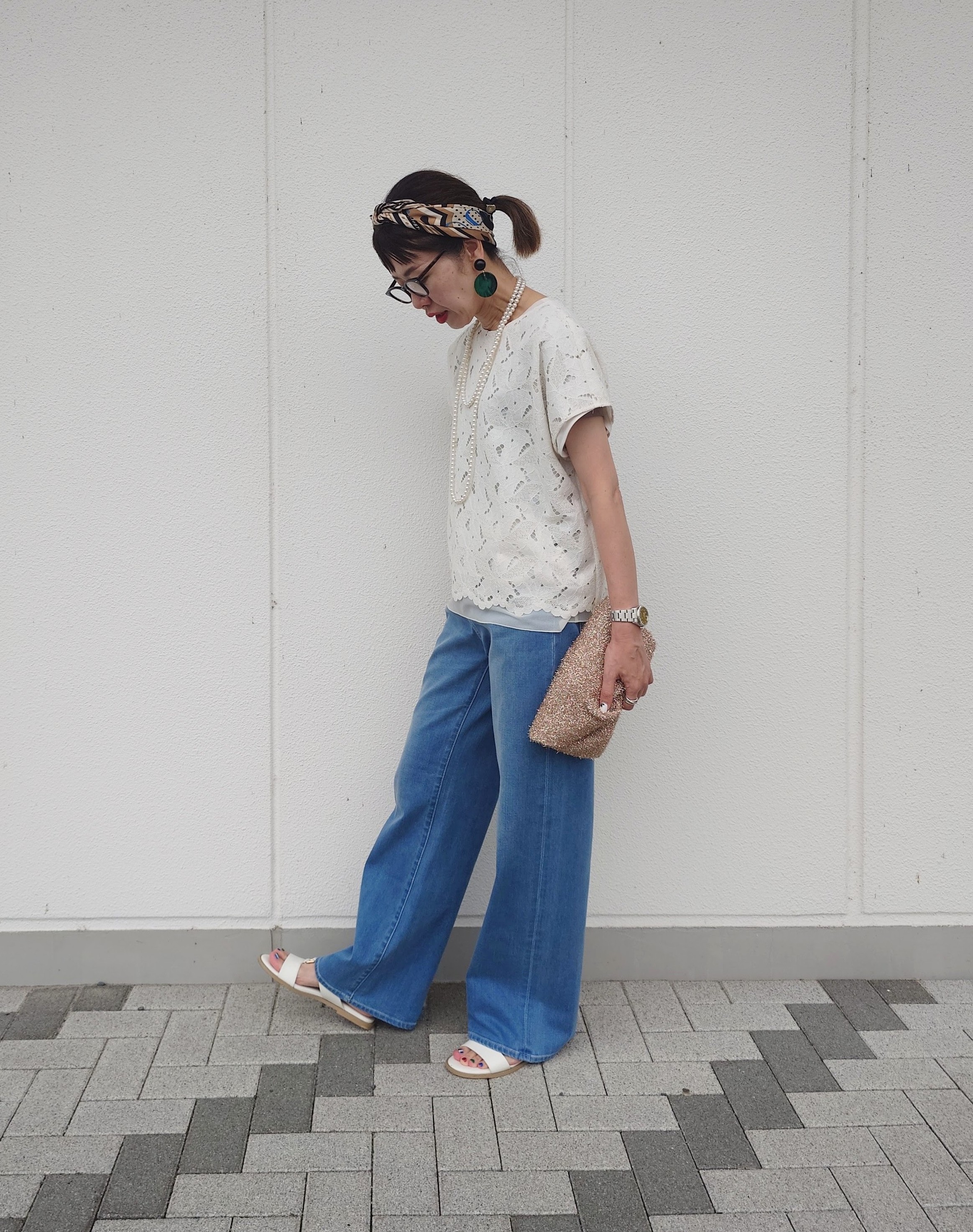 MUTSUKOさんの「UNTITLED｜【セットアップ可/品のある透け感】リーフレースブラウス」を使ったコーディネート