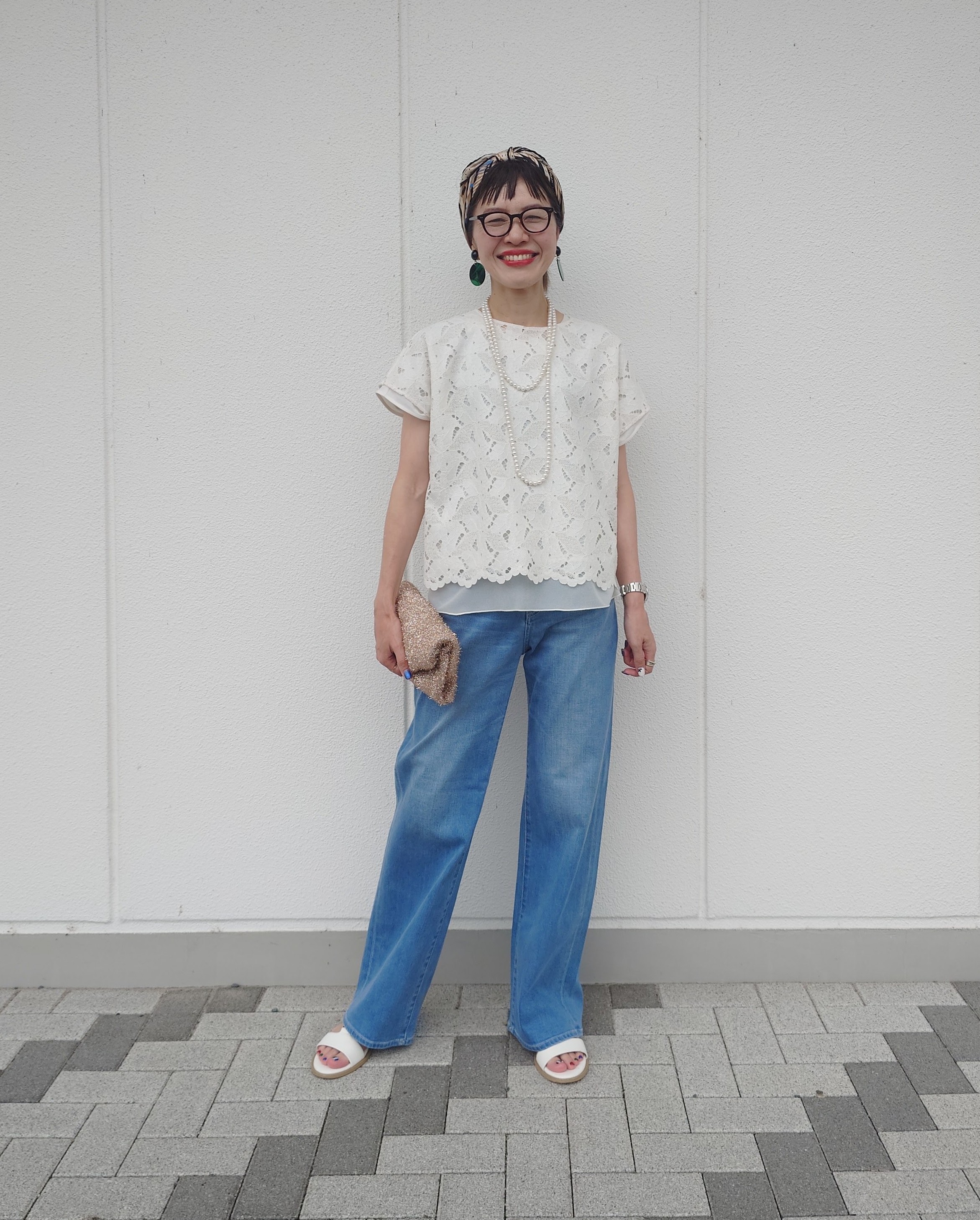 MUTSUKOさんの「UNTITLED｜【セットアップ可/品のある透け感】リーフレースブラウス」を使ったコーディネート