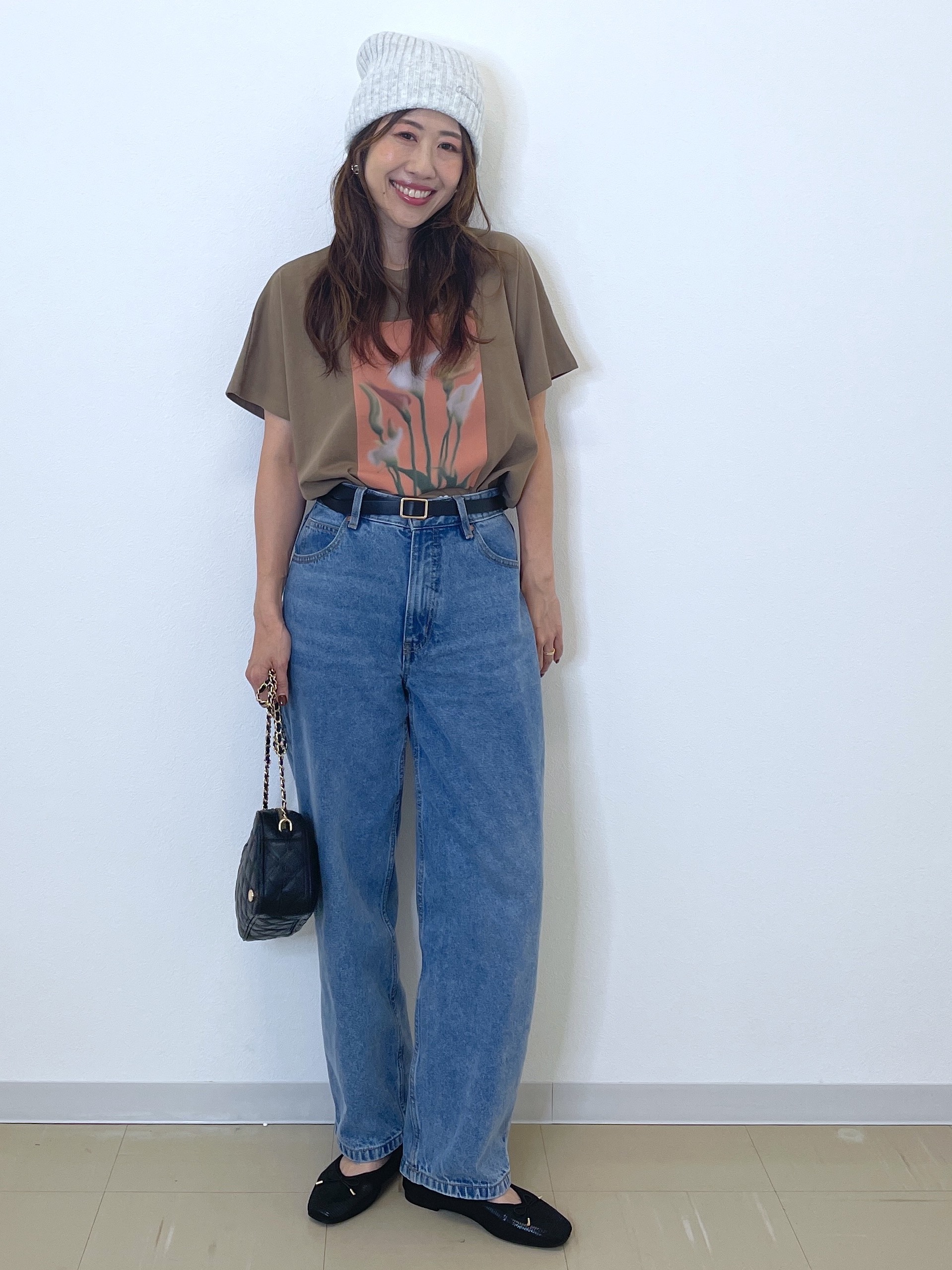 Akiさんの「OPAQUE.CLIP｜フォトプリントTシャツ【洗濯機OK】」を使ったコーディネート