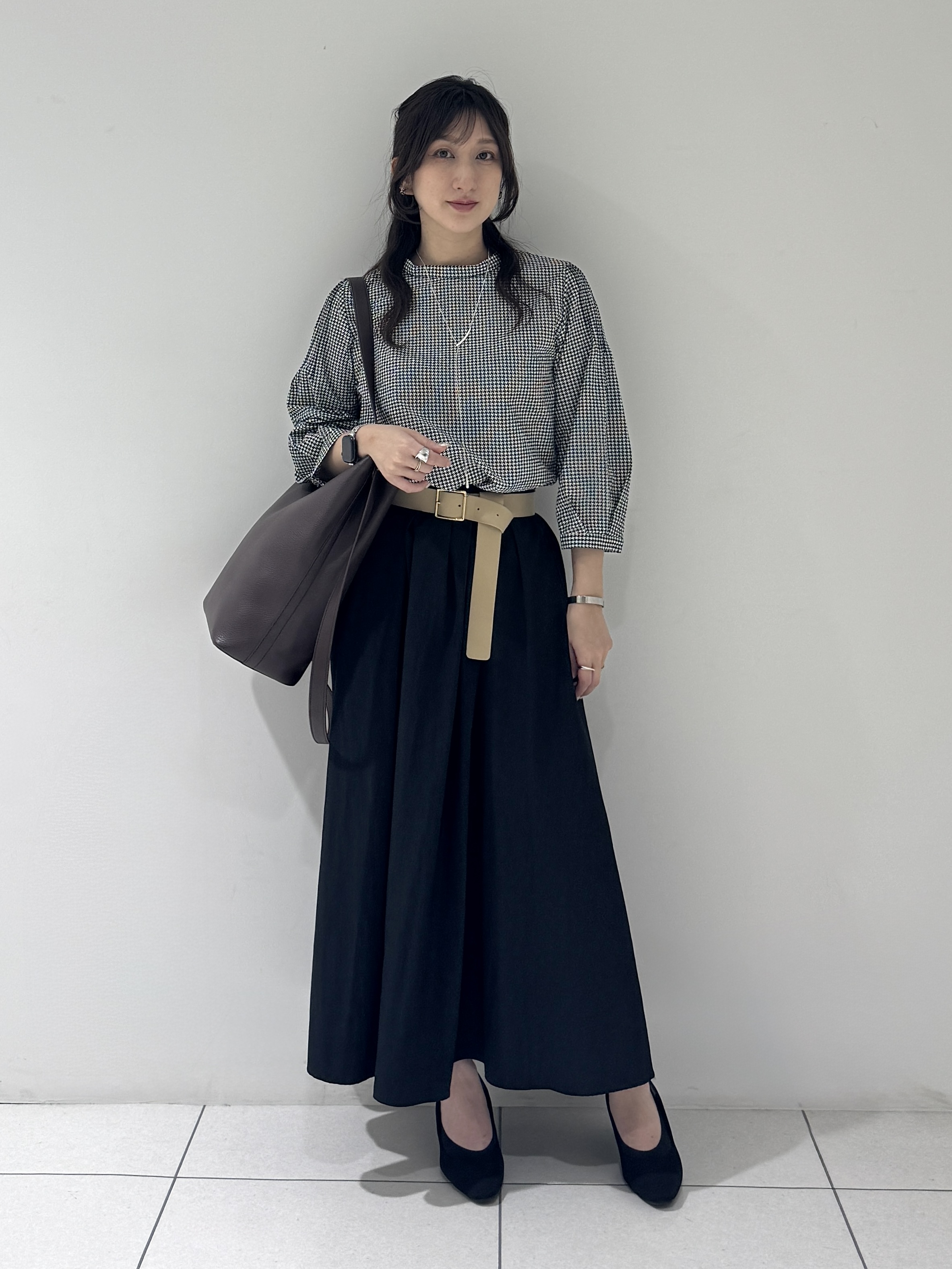 そんさんの「INDIVI｜【初秋にピッタリ！／洗える】凹凸素材ミニスタンドトップス」を使ったコーディネート
