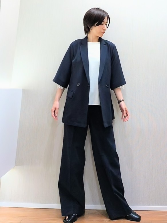 ミズタさんの「UNTITLED｜【秋の通勤羽織/セットアップ可/UVカット】エアリークール半袖ジャケット」を使ったコーディネート