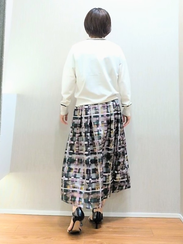 ミズタさんの「UNTITLED｜【アンサンブル可能/秋羽織り】コンパクトニットカーディガン」を使ったコーディネート